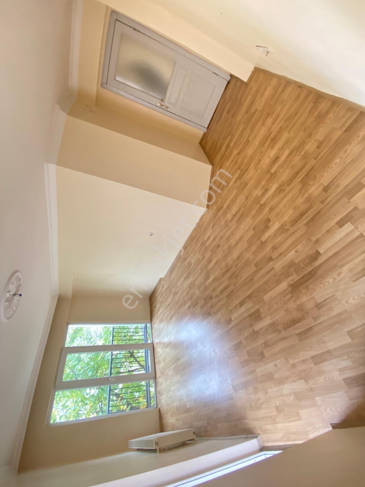 Topçu Mah Acil Satılık 3+1 Arakat Çift Banyolu Ön Cephe Daire - Görsel 17