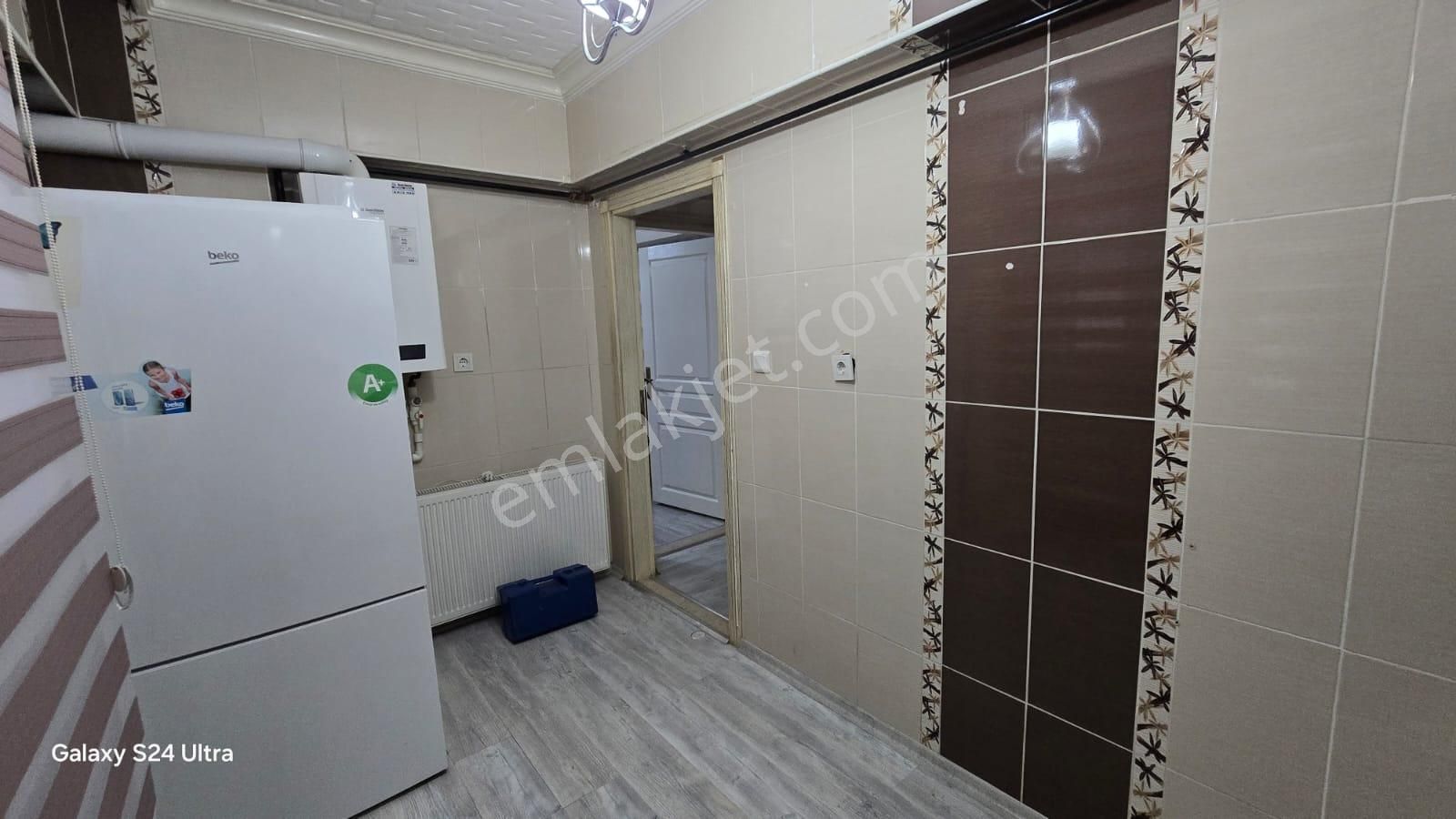 İstasyon Mah Satılık Eşyalı 2+1 Giriş Kat Ön Cephe Daire - Görsel 11