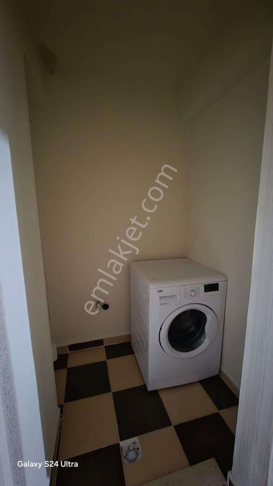 İstasyon Mah Satılık Eşyalı 2+1 Giriş Kat Ön Cephe Daire - Görsel 25