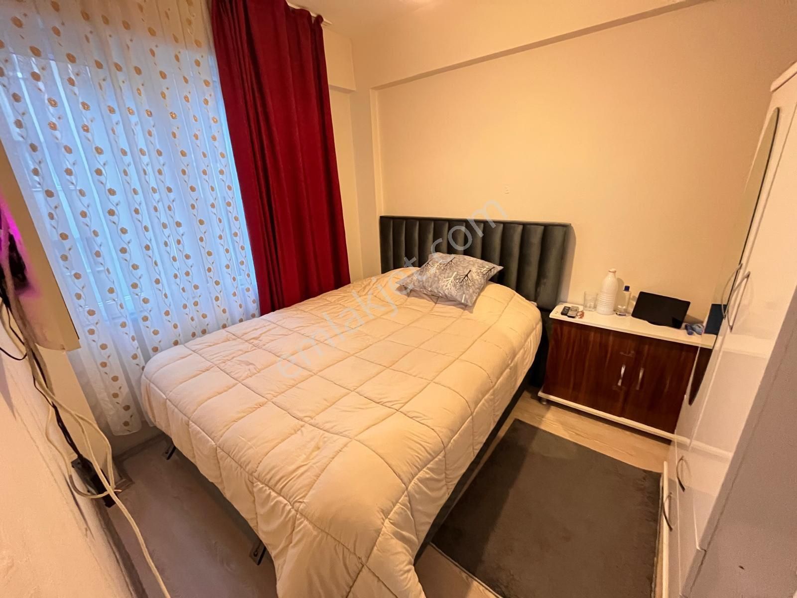 Üçyol Meydanda 2+1 90m2 Arakat Temiz Bakımlı Daire - Görsel 13