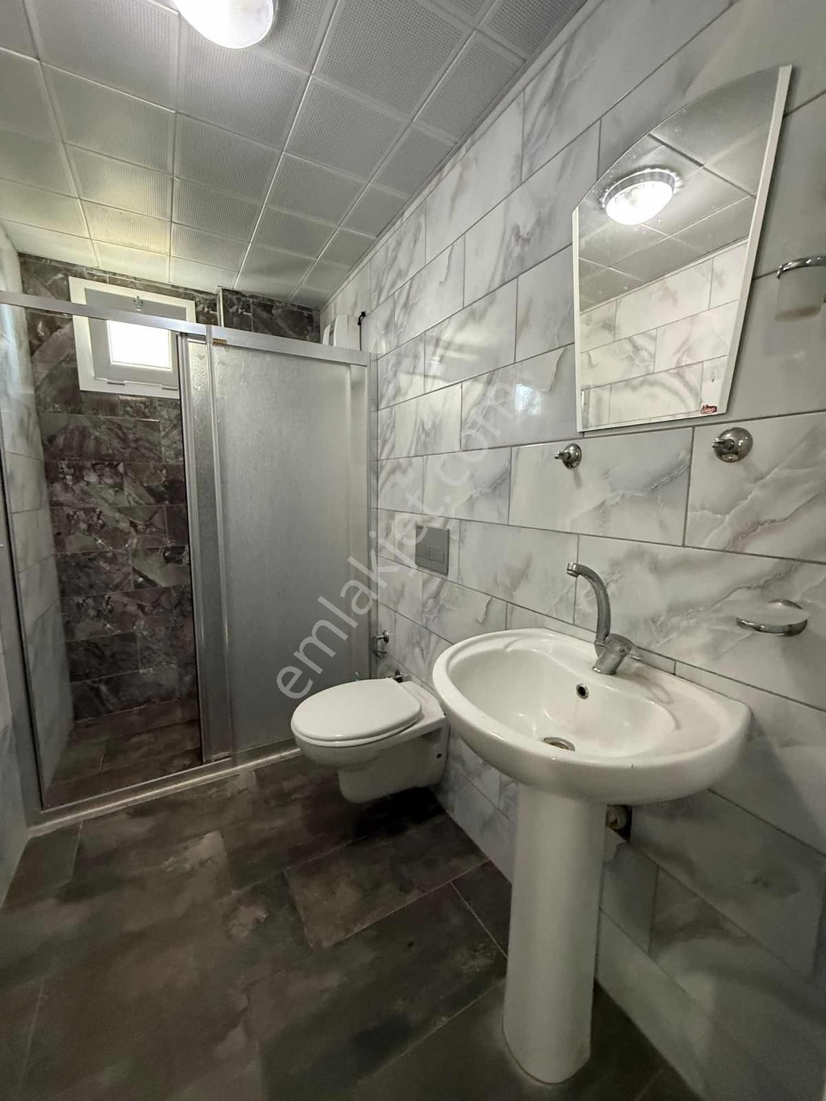 Beyaz Evlerde Kira Getirisi Yüksek Yatırımlık 1+1 Eşyalı Satılık - Görsel 10