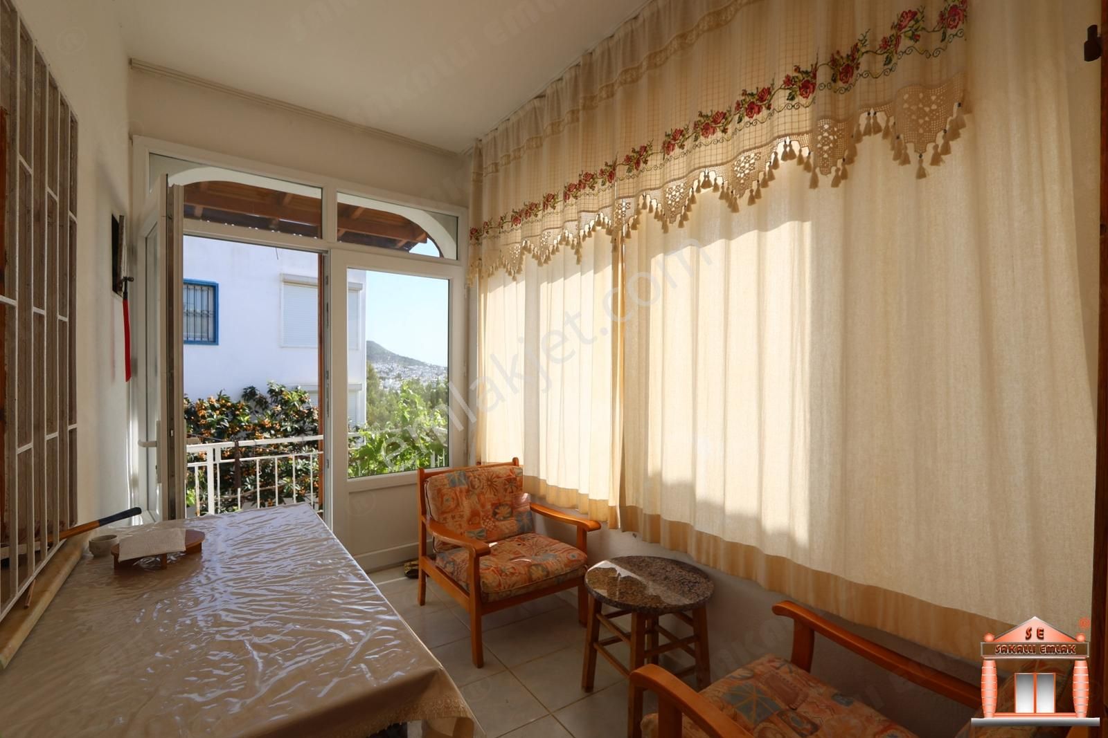 S-a-k-a-l-l-ı-d-a-n Bodrum Turgutreiste 4+2 Satılık Tripleks - Görsel 5