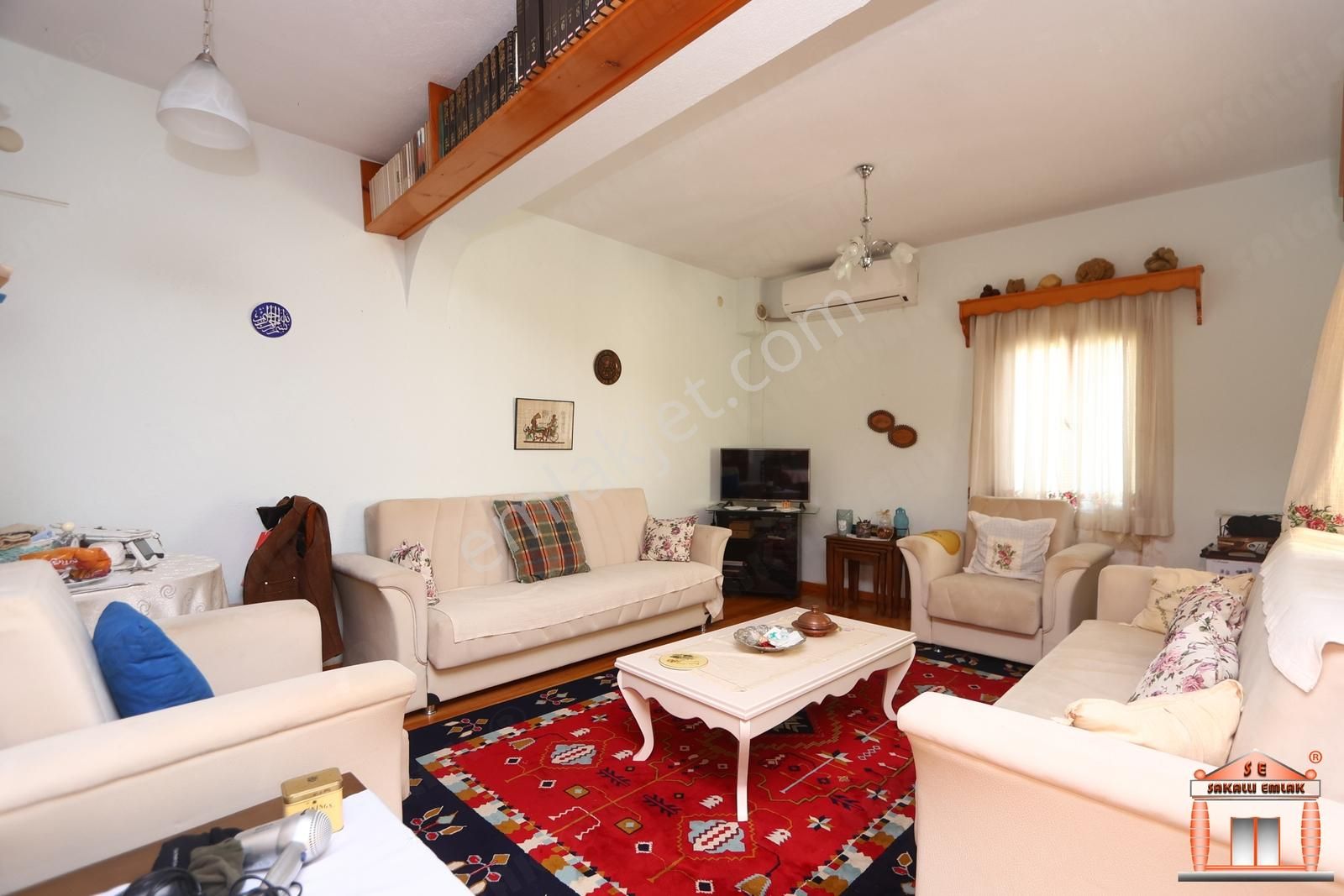 S-a-k-a-l-l-ı-d-a-n Bodrum Turgutreiste 4+2 Satılık Tripleks - Görsel 6