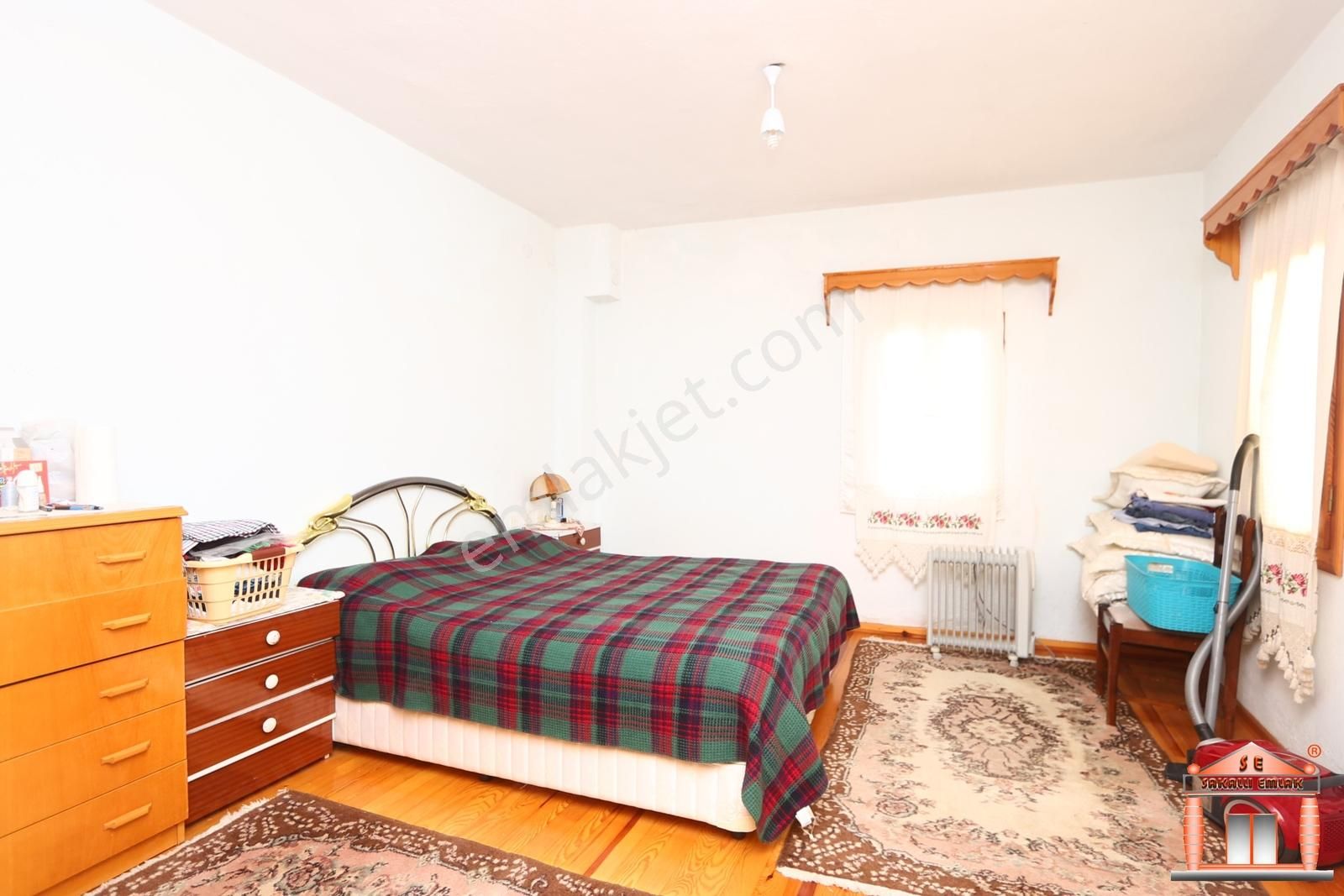 S-a-k-a-l-l-ı-d-a-n Bodrum Turgutreiste 4+2 Satılık Tripleks - Görsel 17