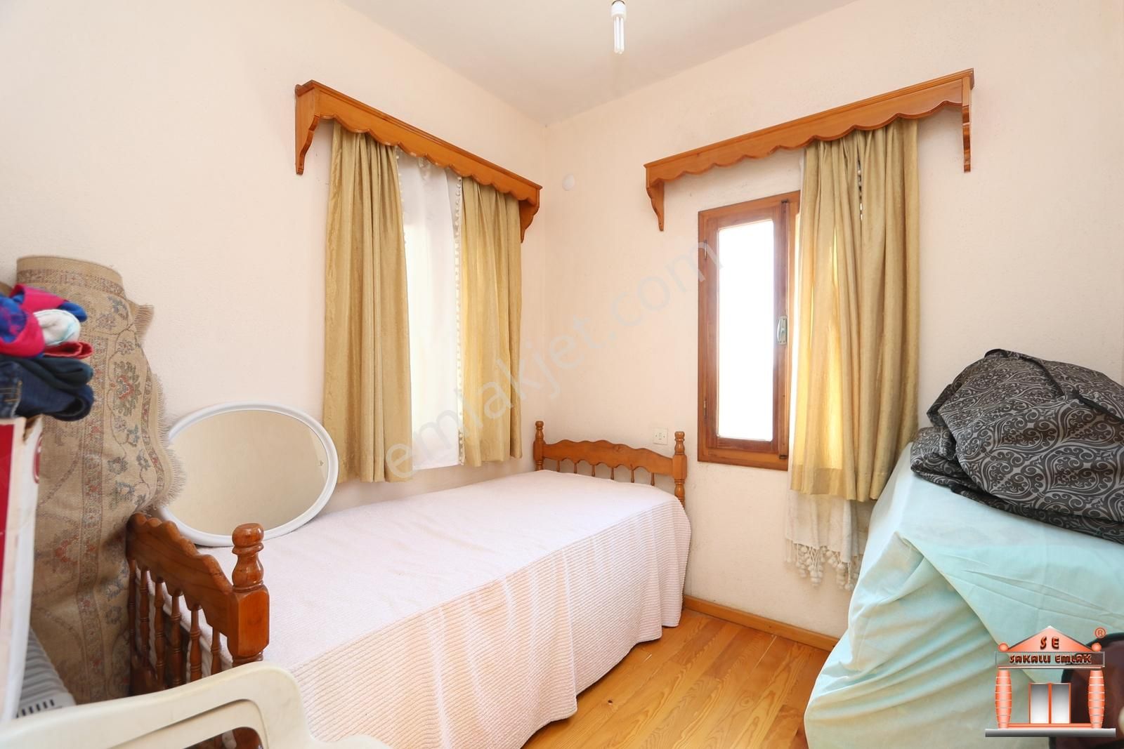 S-a-k-a-l-l-ı-d-a-n Bodrum Turgutreiste 4+2 Satılık Tripleks - Görsel 9