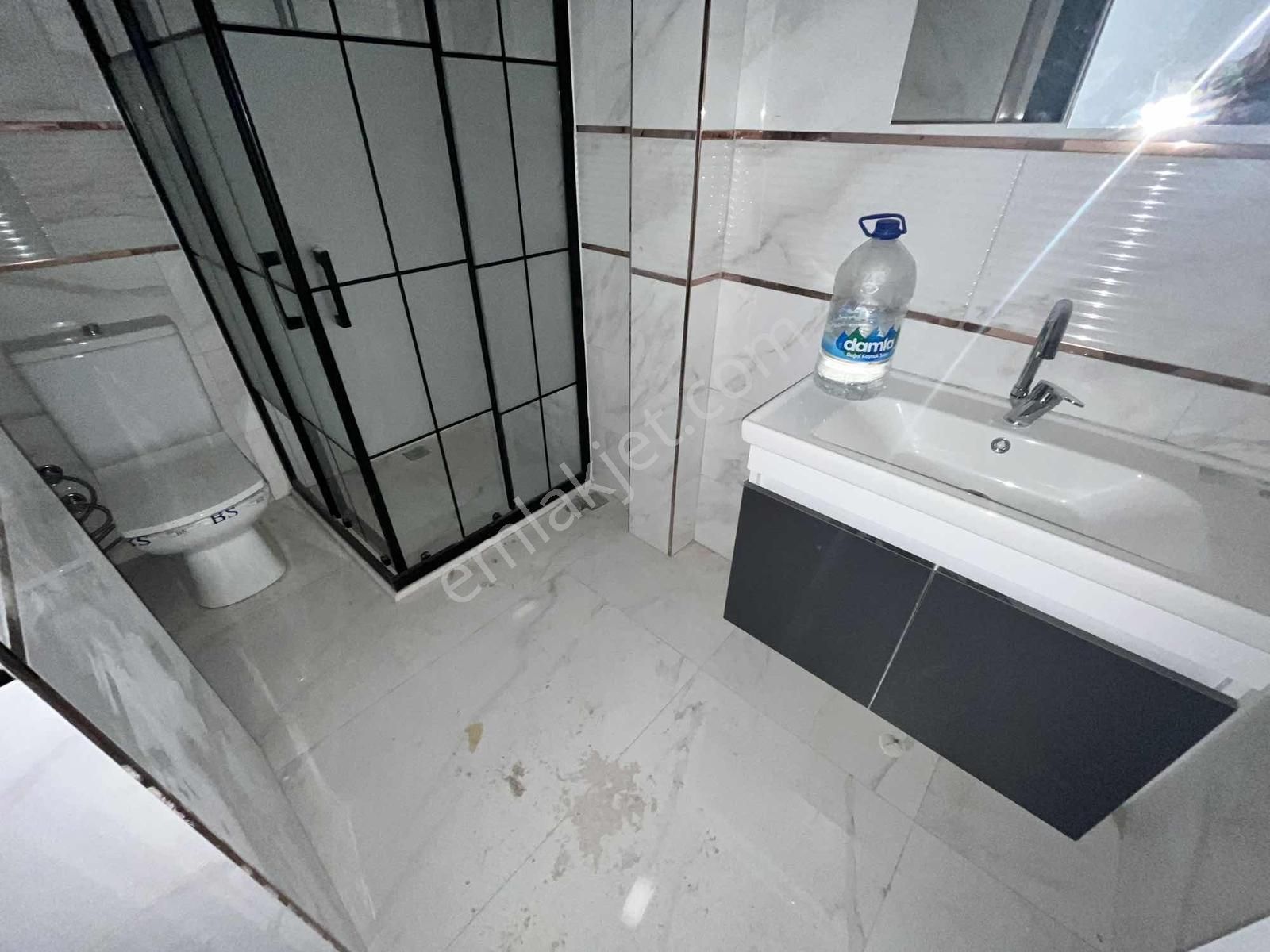 Asil Emlak'tan Muradiye'de 2+1 Arakat K . Mutfak Sıfır Dire - Görsel 6