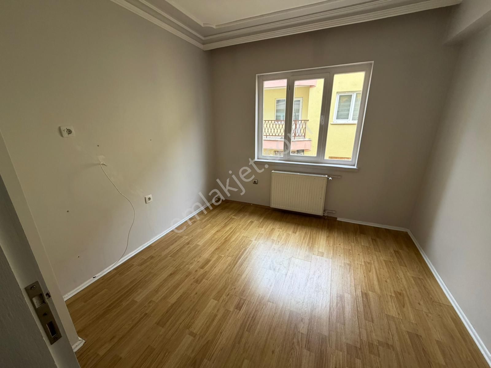 Keçiören Esertepe'de Caddeye Yakın Ara Kat Full Yapılı 3+1 Daire - Görsel 14