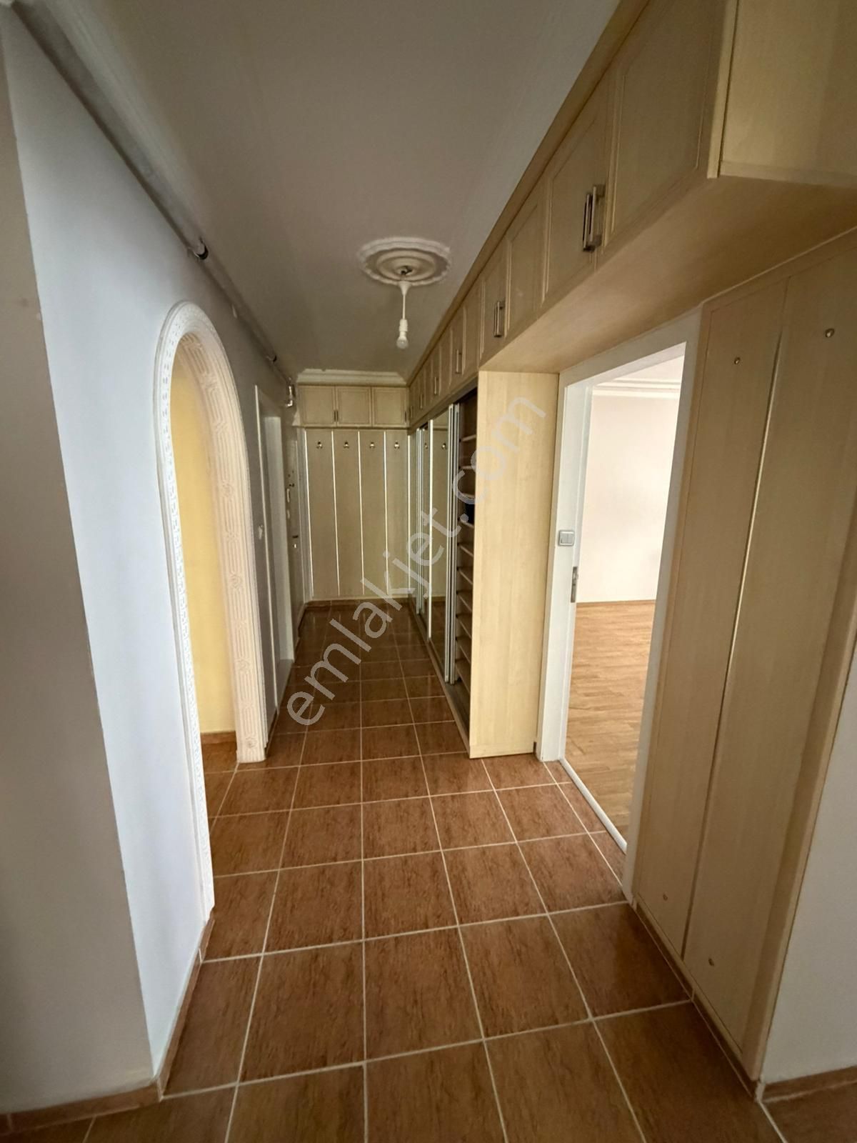 Keçiören Esertepe'de Caddeye Yakın Ara Kat Full Yapılı 3+1 Daire - Görsel 18