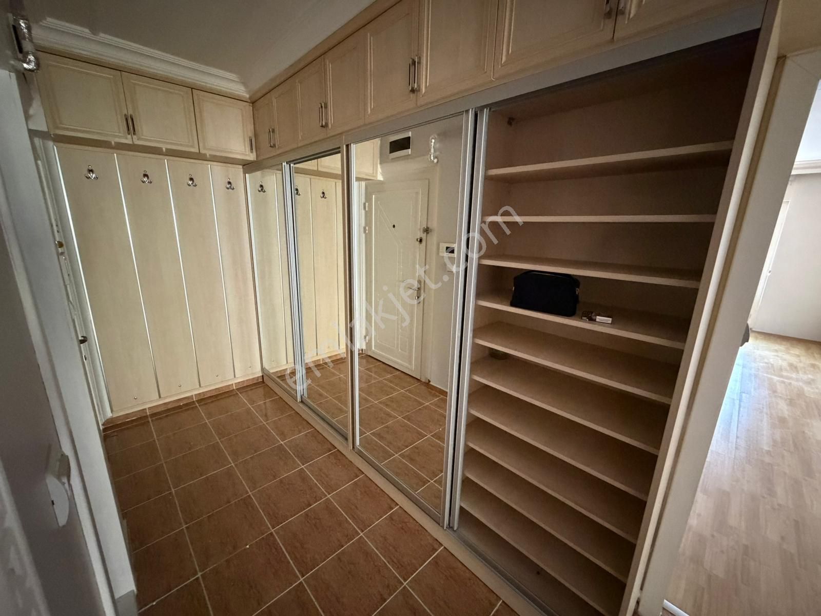 Keçiören Esertepe'de Caddeye Yakın Ara Kat Full Yapılı 3+1 Daire - Görsel 22