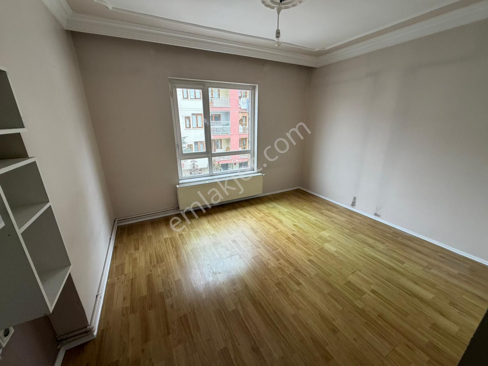 Keçiören Esertepe'de Caddeye Yakın Ara Kat Full Yapılı 3+1 Daire - Görsel 8