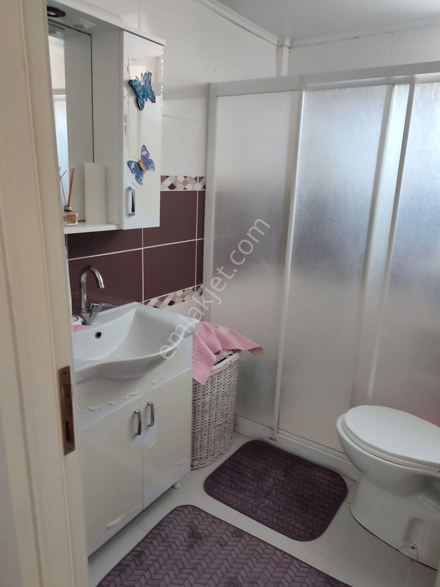 Recep Ümit Emlak'tan Fatih Mahallesi Gaffar Okan Caddesi Yakınında Satılık Geniş Ferah 2+1 Daire - Görsel 12