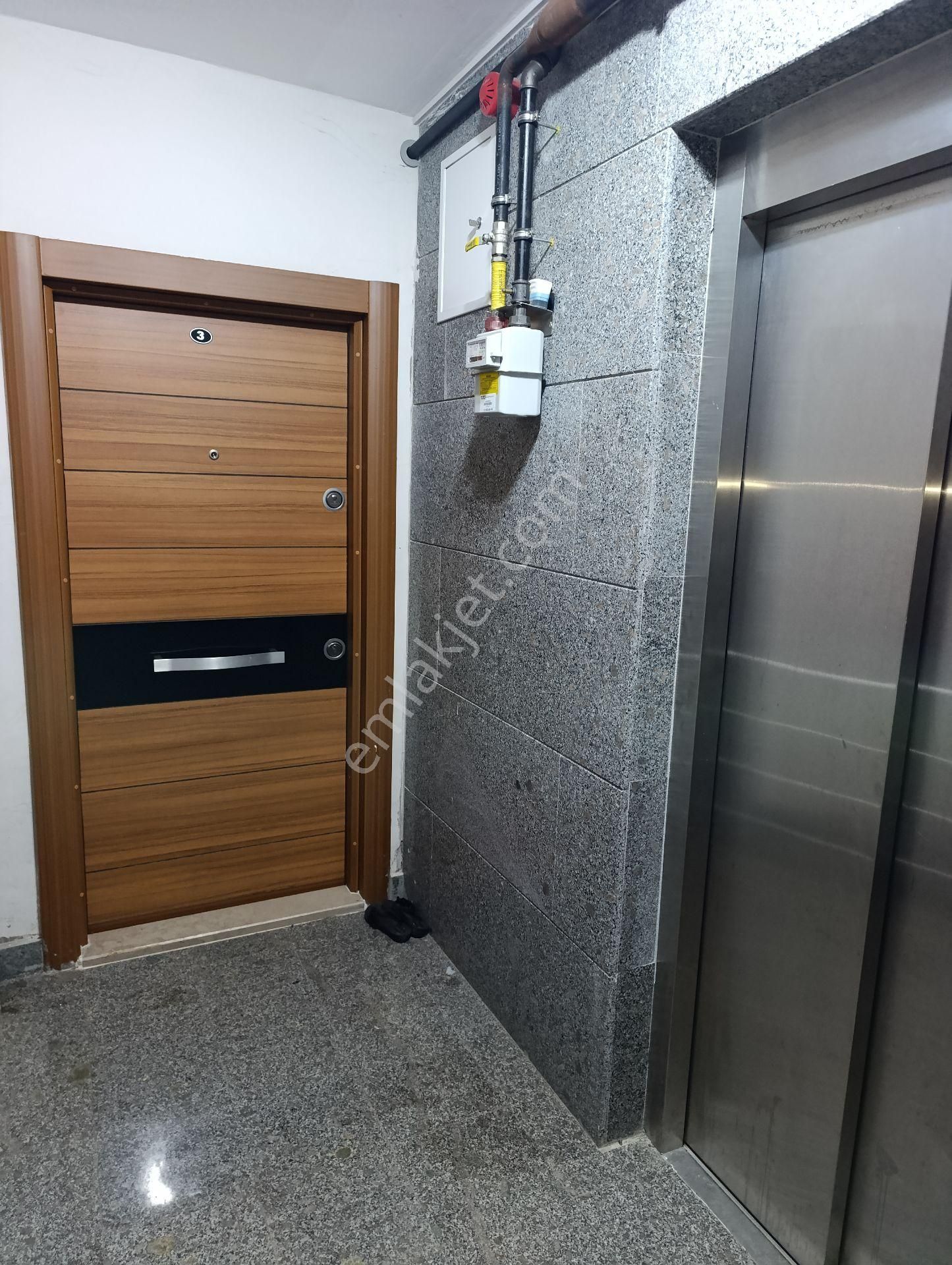 Pelitli Bölgesinde Eşyalı Kiralık Doğalgazlı Daire - Görsel 14