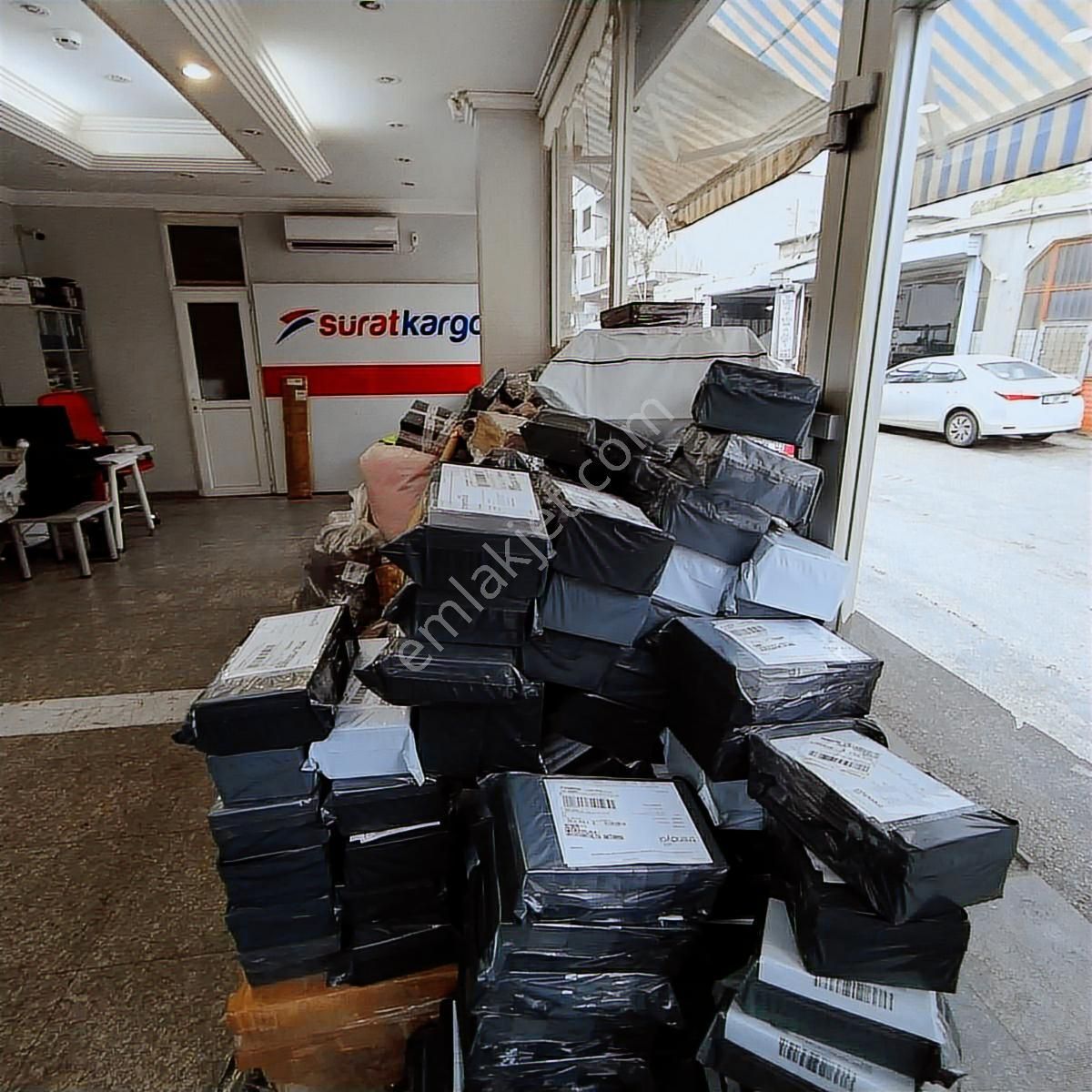 Eski Gemlik Yolunda Kurumsal Kiracılı Satılık Dükkan - Görsel 3