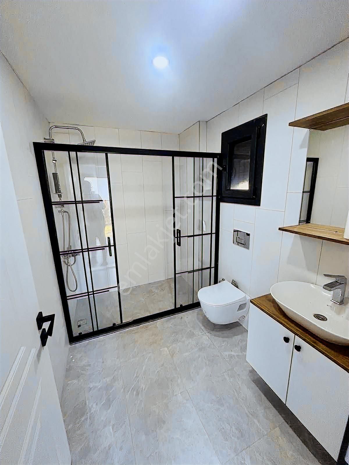 Kuşadası Davutlar'da Havuzlu Sitede Satılık 3+1 Eşyalı Villa - Görsel 27