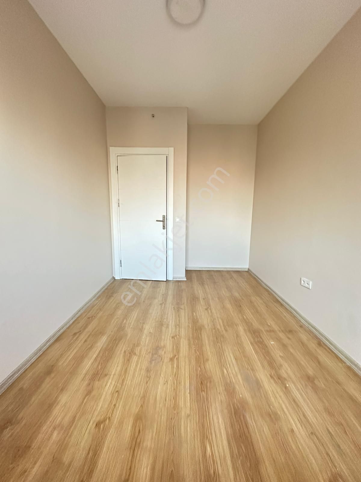 Esenyurt Yeşilkent Mahallesi İnnovia 2 Sitesi 3+1 120 M2 Kiralık Boş Daire Havuz Ve Peyzaj Cepheli - Görsel 23