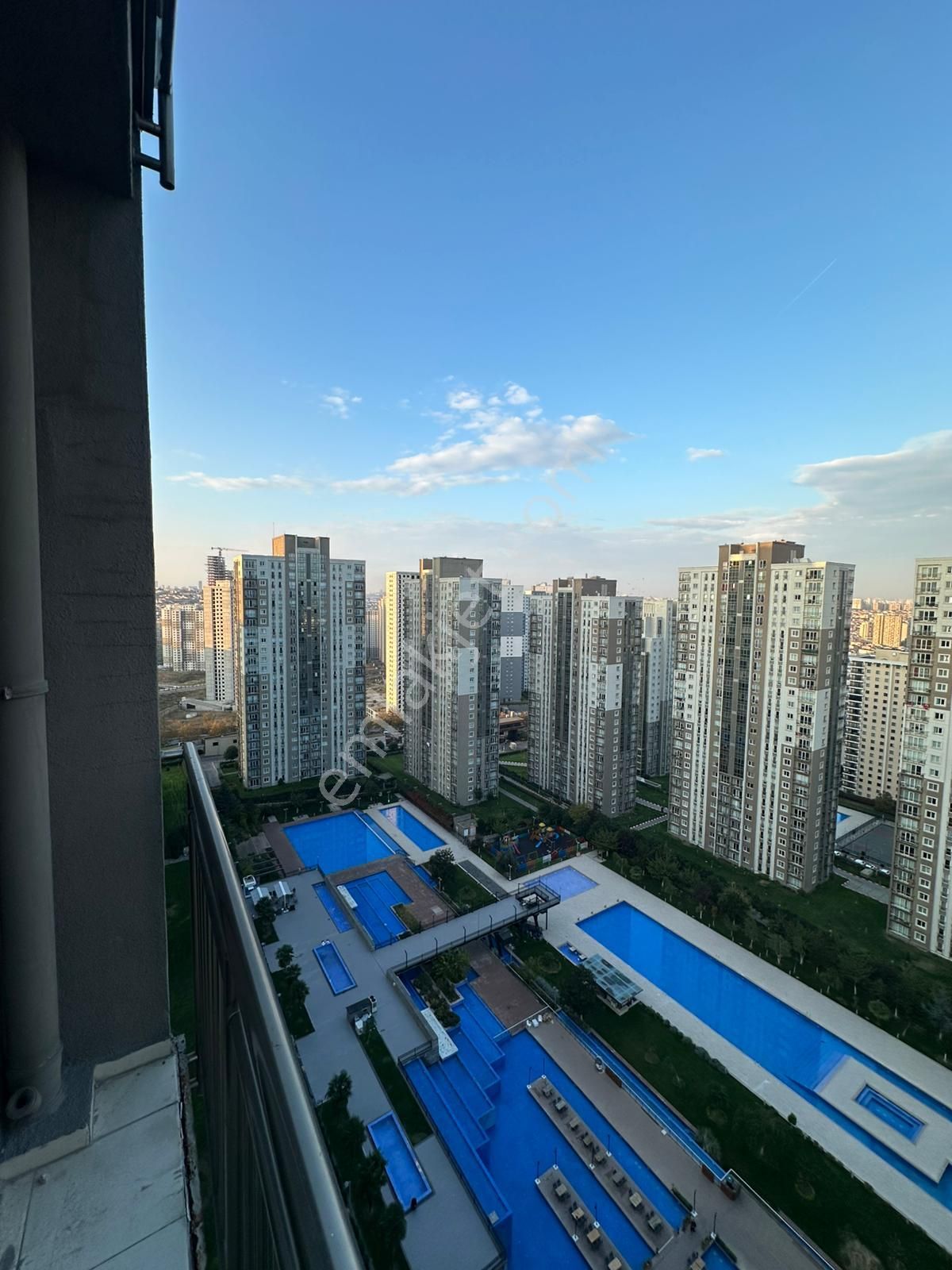 Esenyurt Yeşilkent Mahallesi İnnovia 2 Sitesi 3+1 120 M2 Kiralık Boş Daire Havuz Ve Peyzaj Cepheli - Görsel 6