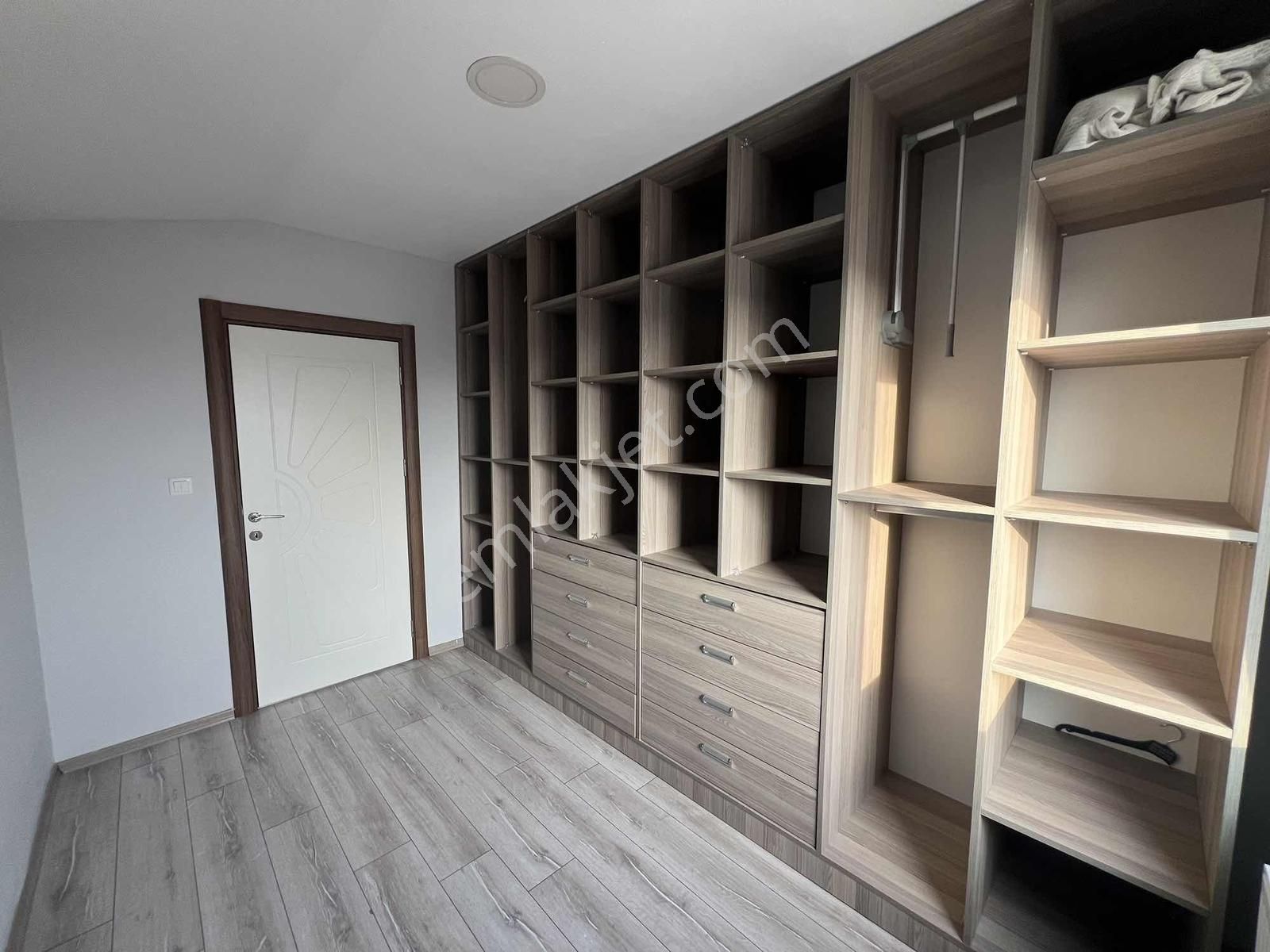 Balkan Mahallesi Bulvara Cephe 4+2 240m2 Cam Balkonlu Dublex - Görsel 30