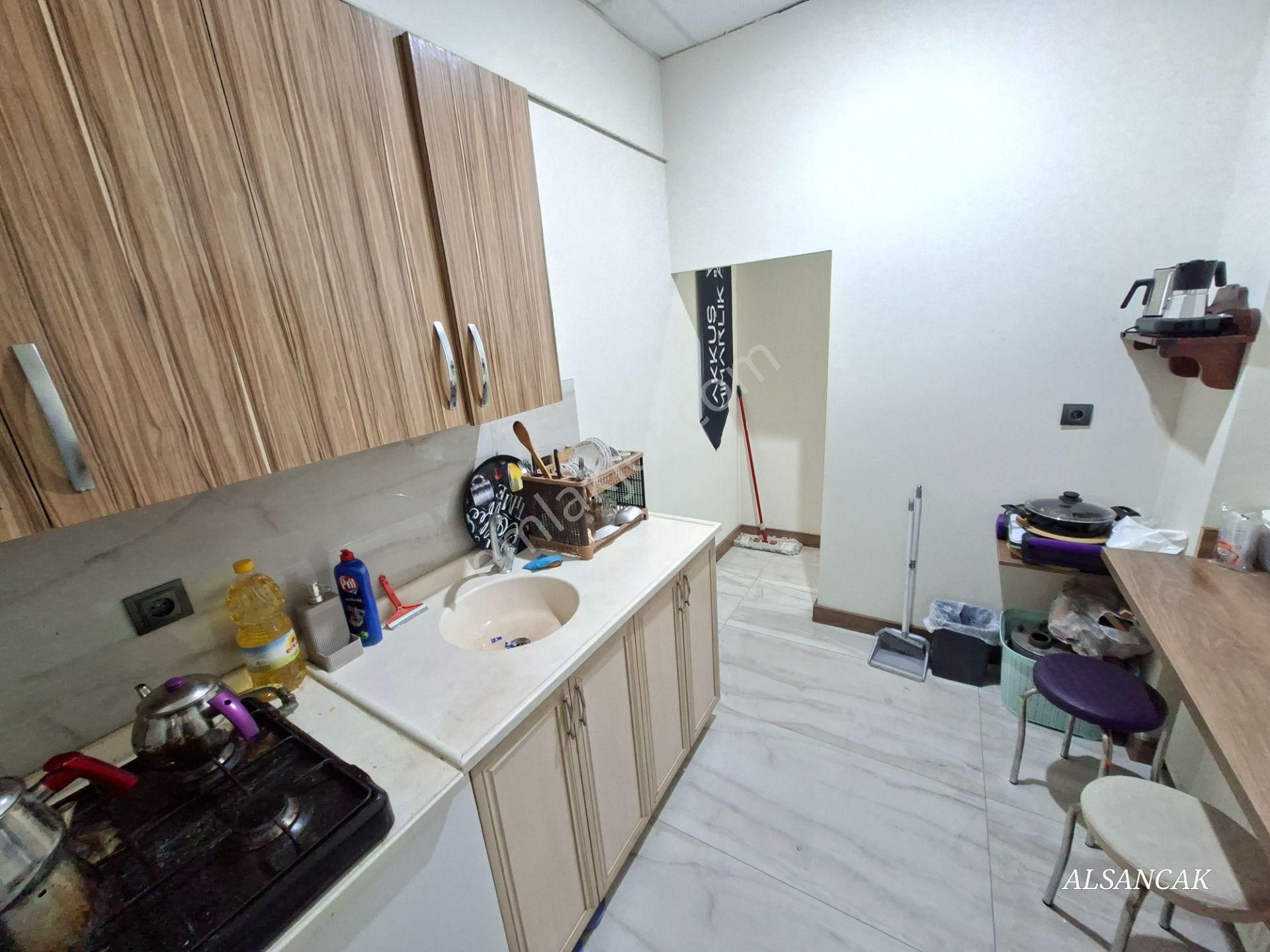 Etimesgut Merkezde İşlek Noktada Lüks Yapılı Kiralık İş Yeri - Görsel 13