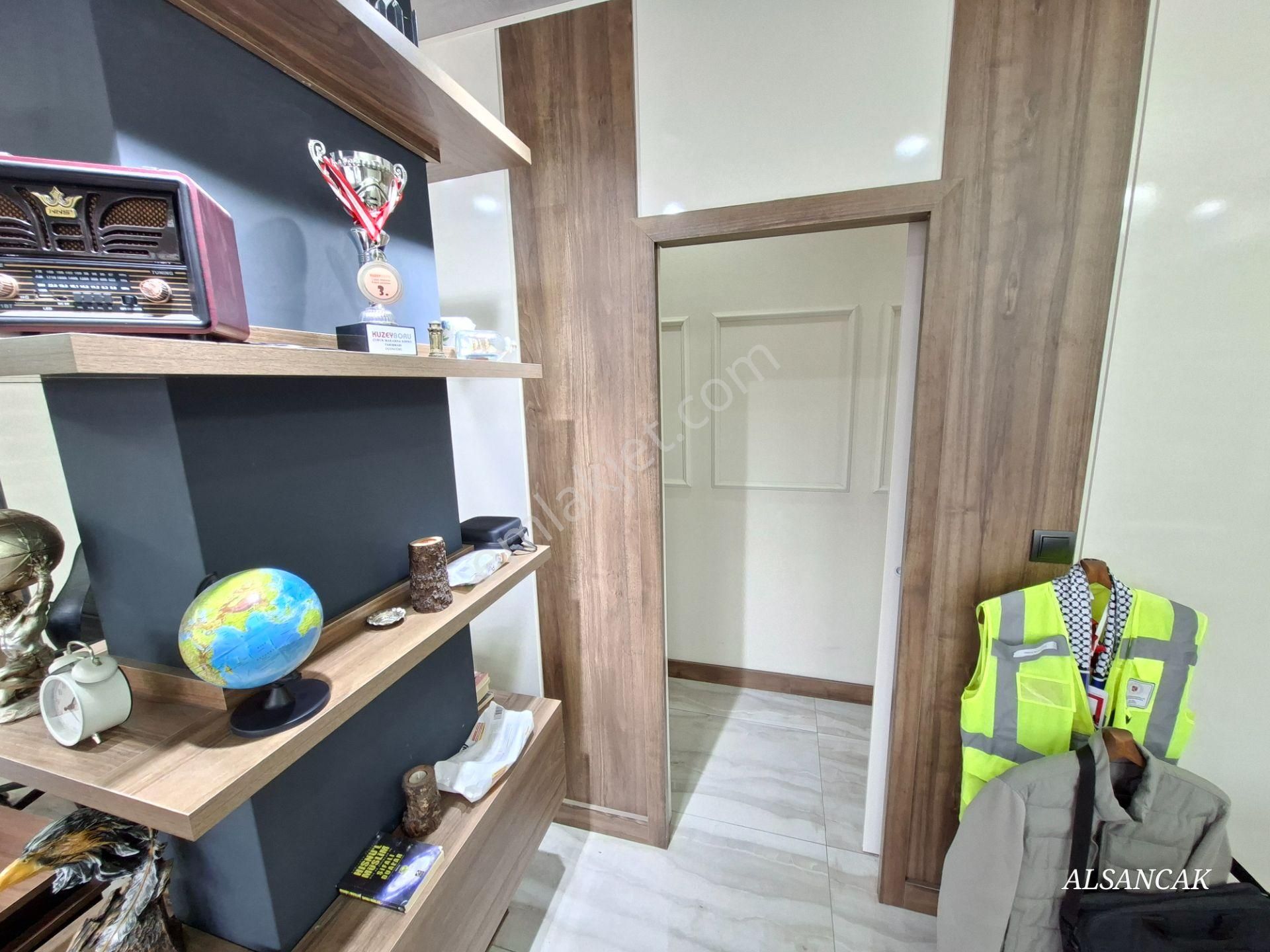 Etimesgut Merkezde İşlek Noktada Lüks Yapılı Kiralık İş Yeri - Görsel 8