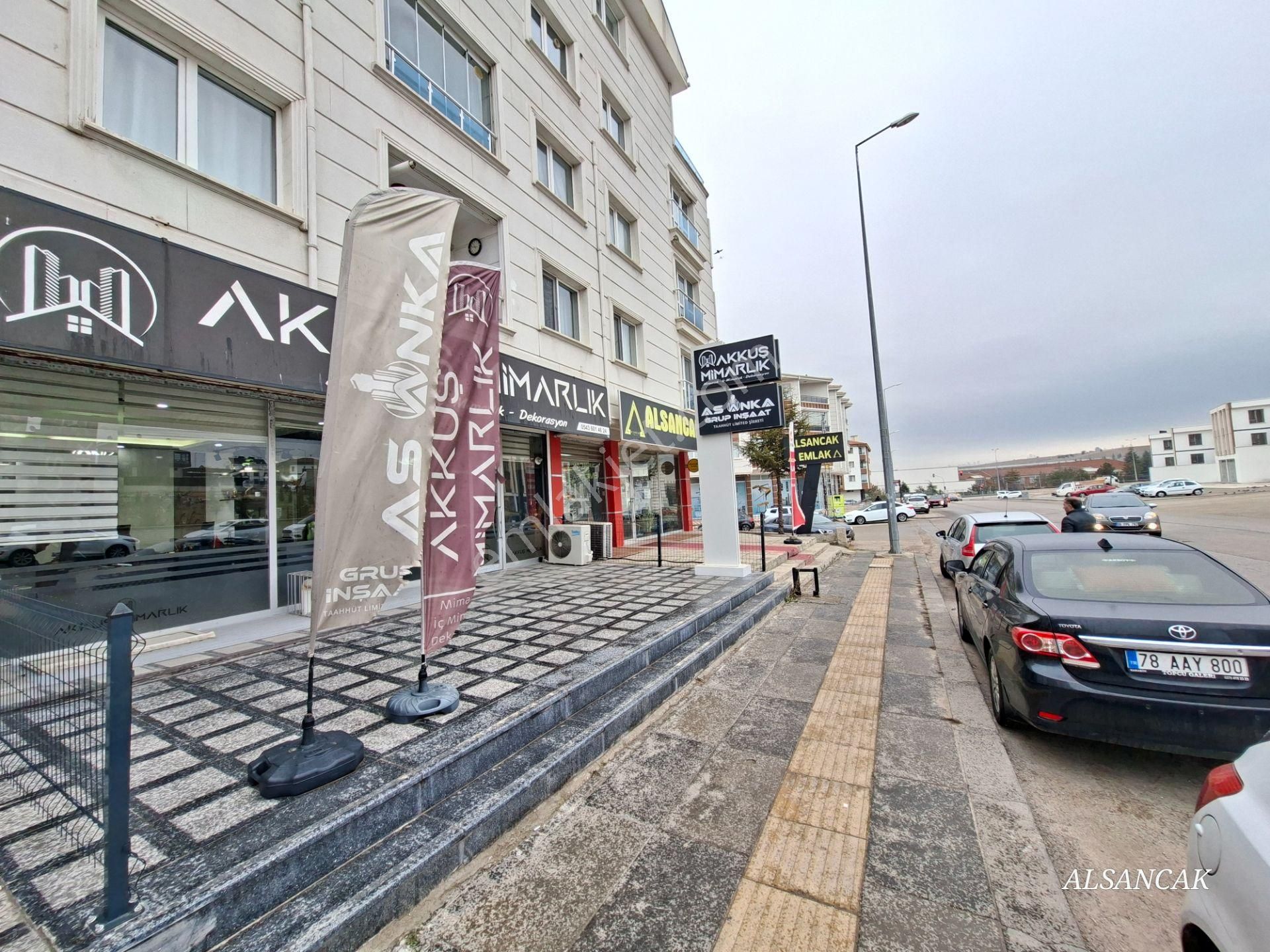 Etimesgut Merkezde İşlek Noktada Lüks Yapılı Kiralık İş Yeri - Görsel 19