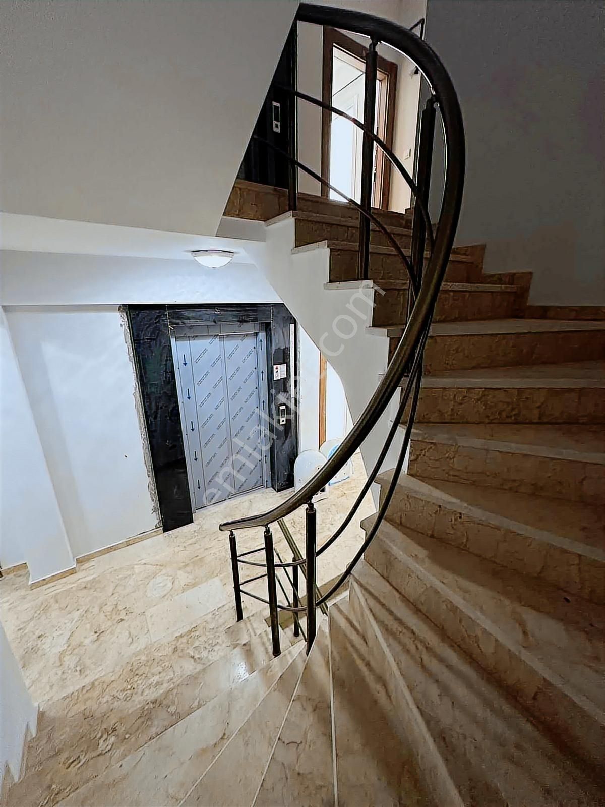 Adil Mah Bosna Bulvarında Mopaş Karşısı Satılık 2+1 Lüks Daire - Görsel 13