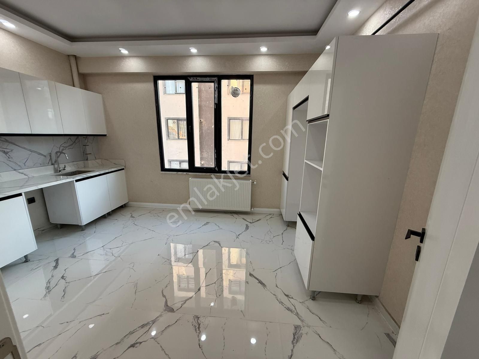 Yaşarsoy Gyodan K.köprü Doğukent'te 3 Bloklu Site Full 3+1 Daire - Görsel 4