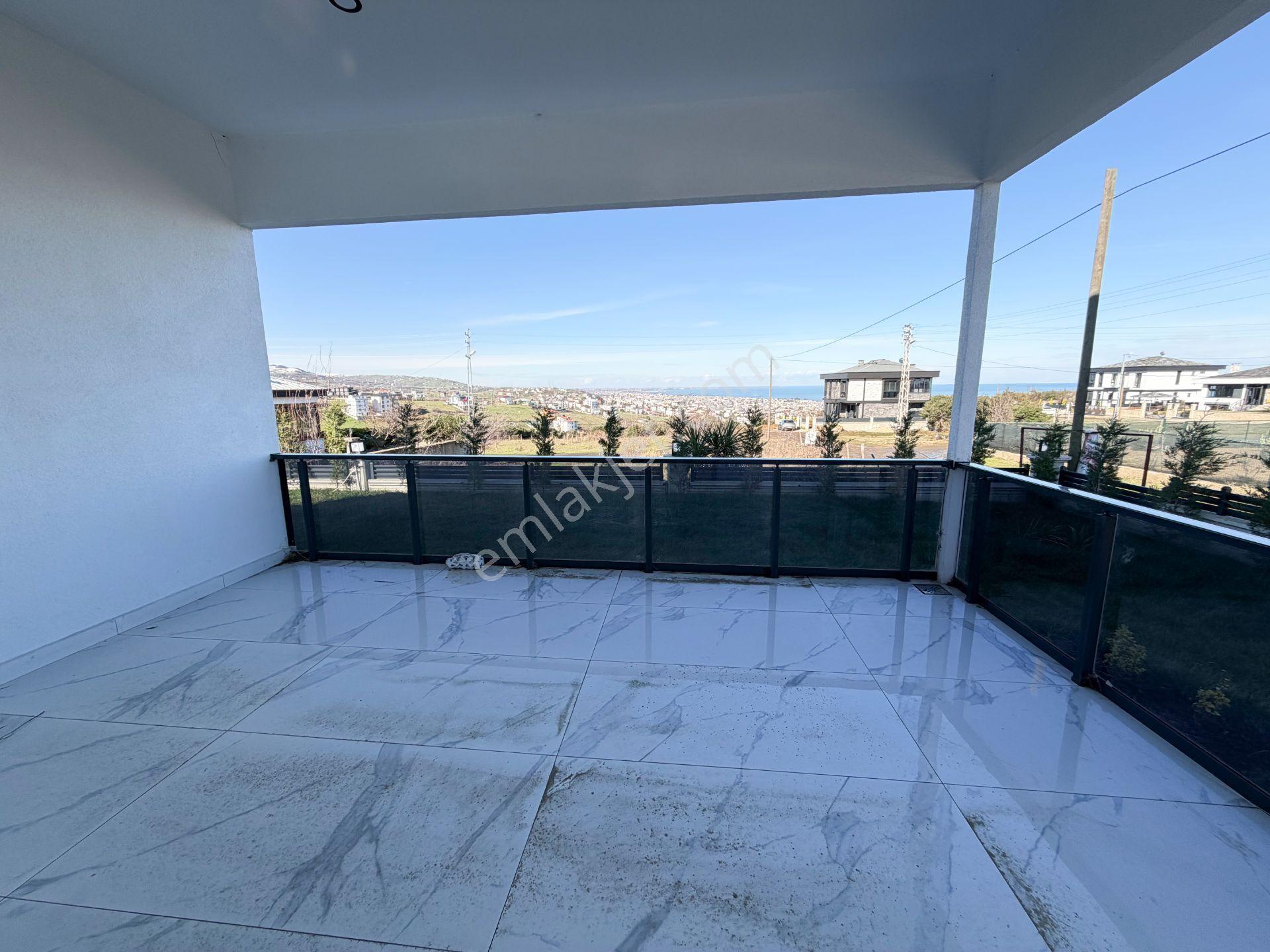 Deniz Manzaralı Müstakil Bahçeli Sıfır Villa - Görsel 11