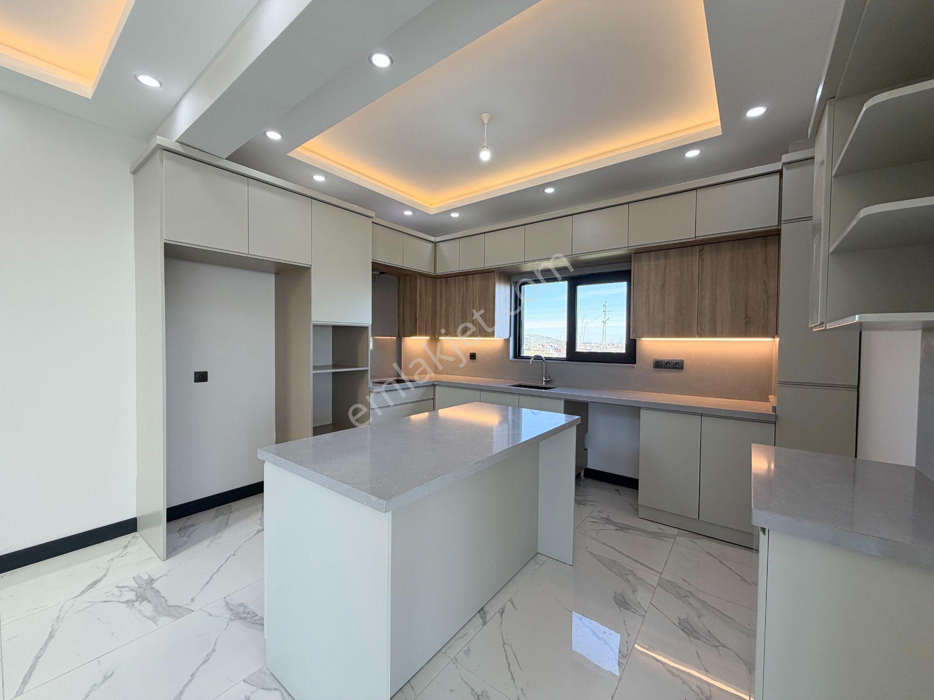 Deniz Manzaralı Müstakil Bahçeli Sıfır Villa - Görsel 7
