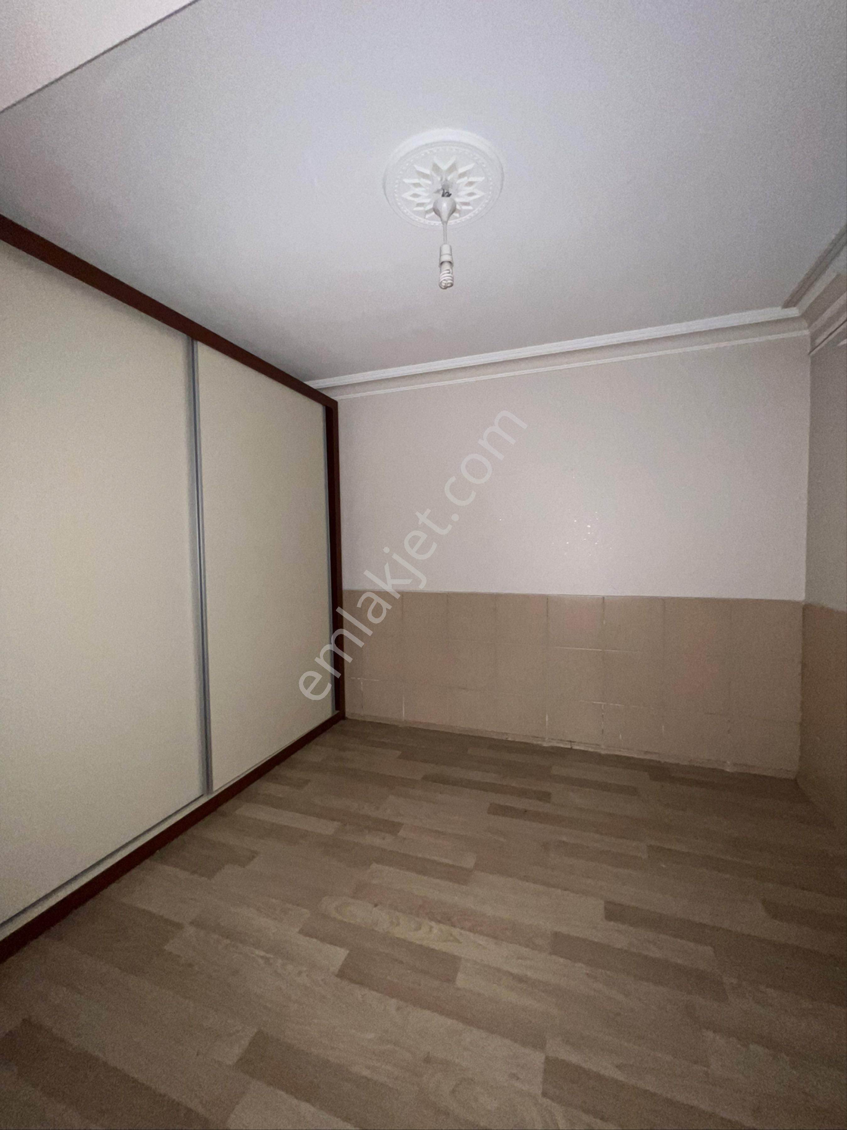 Kuzeyyaka Mahallesi Satılık Ters Dubleks 3+1 - Görsel 18