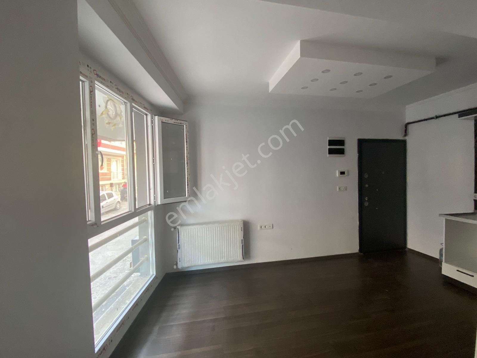 Turyap'tan Pazar Yerinde Acil Satılık 1+1 Fırsat Daire