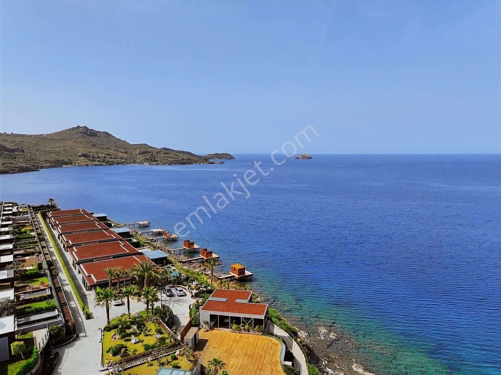 Bodrum Yalıkavak Tilkicikte Denize Sıfır Sitede 3+1 Flat Villa