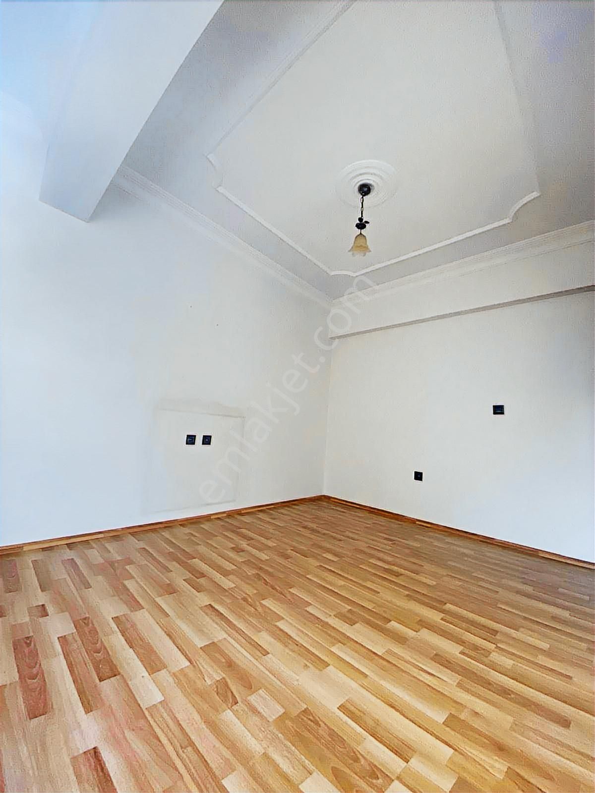 Demirler'den Forum Avm Yakını Ulus Caddesinde 3+1 Kiralık Daire - Görsel 5