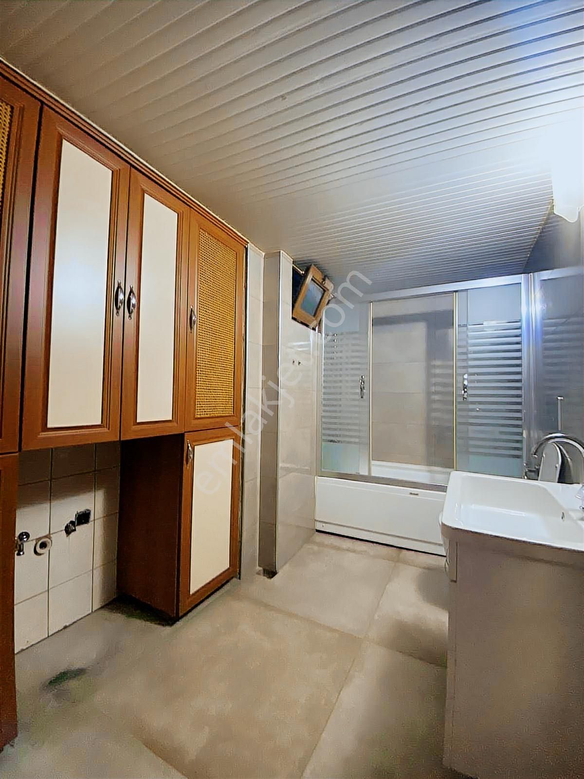 Demirler'den Forum Avm Yakını Ulus Caddesinde 3+1 Kiralık Daire - Görsel 19