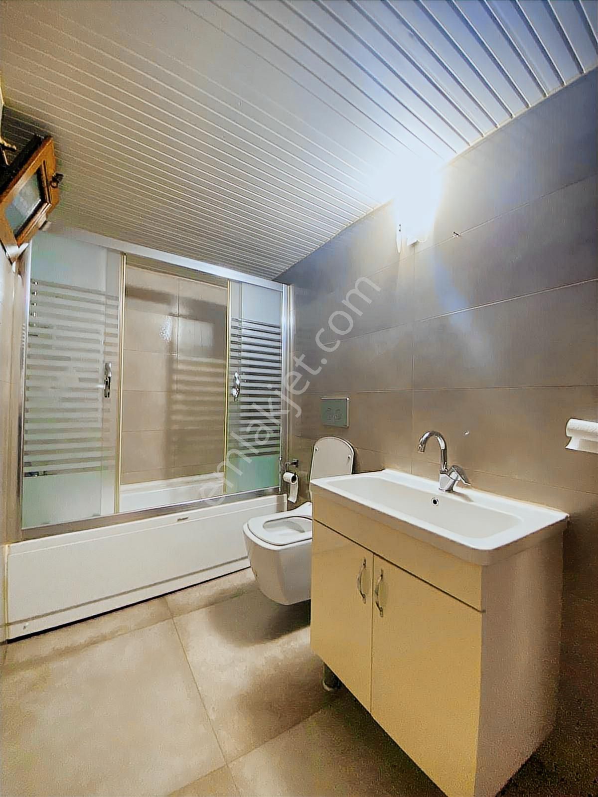 Demirler'den Forum Avm Yakını Ulus Caddesinde 3+1 Kiralık Daire - Görsel 23