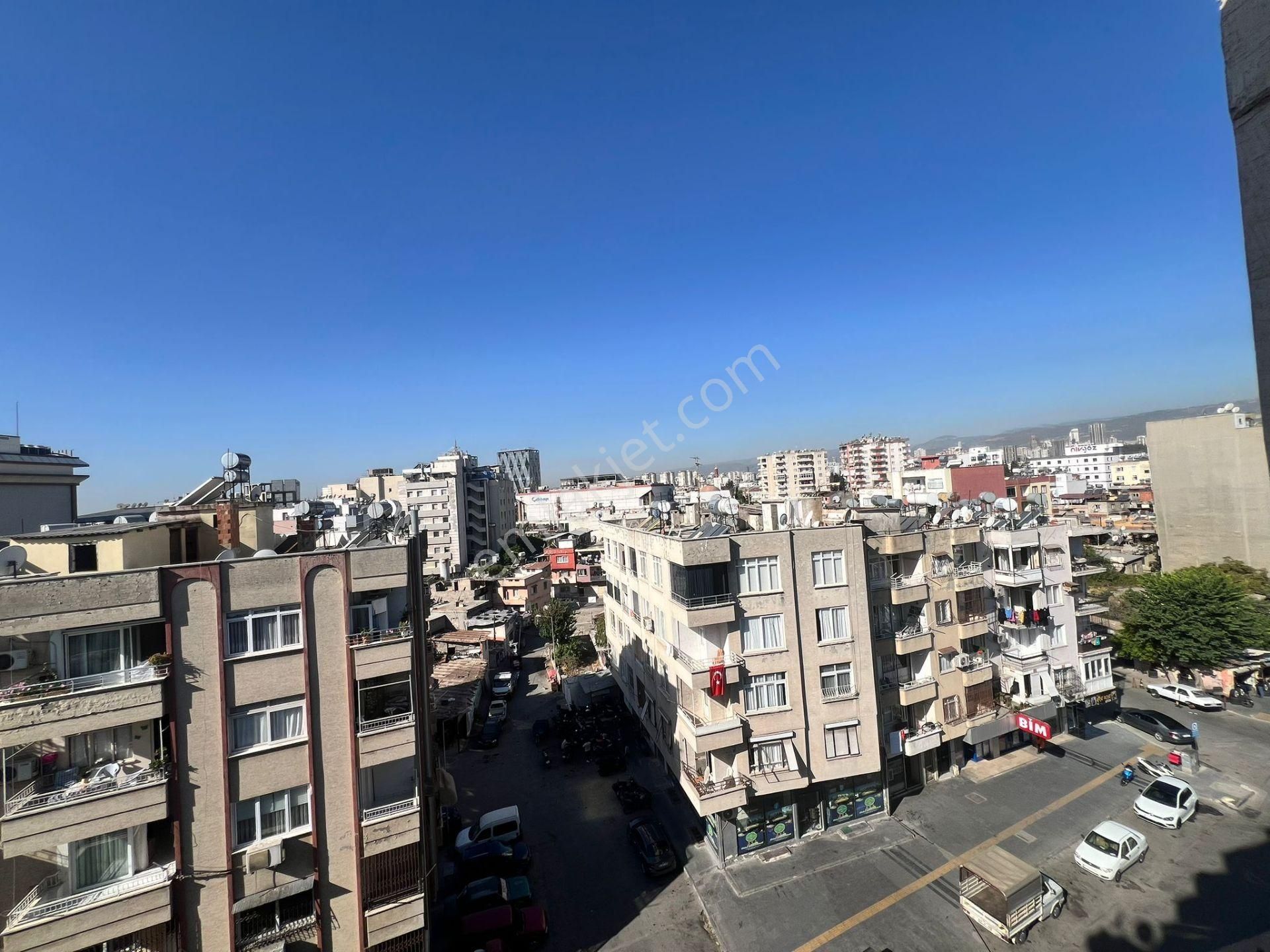 Karınca'dan Merkezin Kalbinde Bulunan Geniş 3+1 Kiralık!