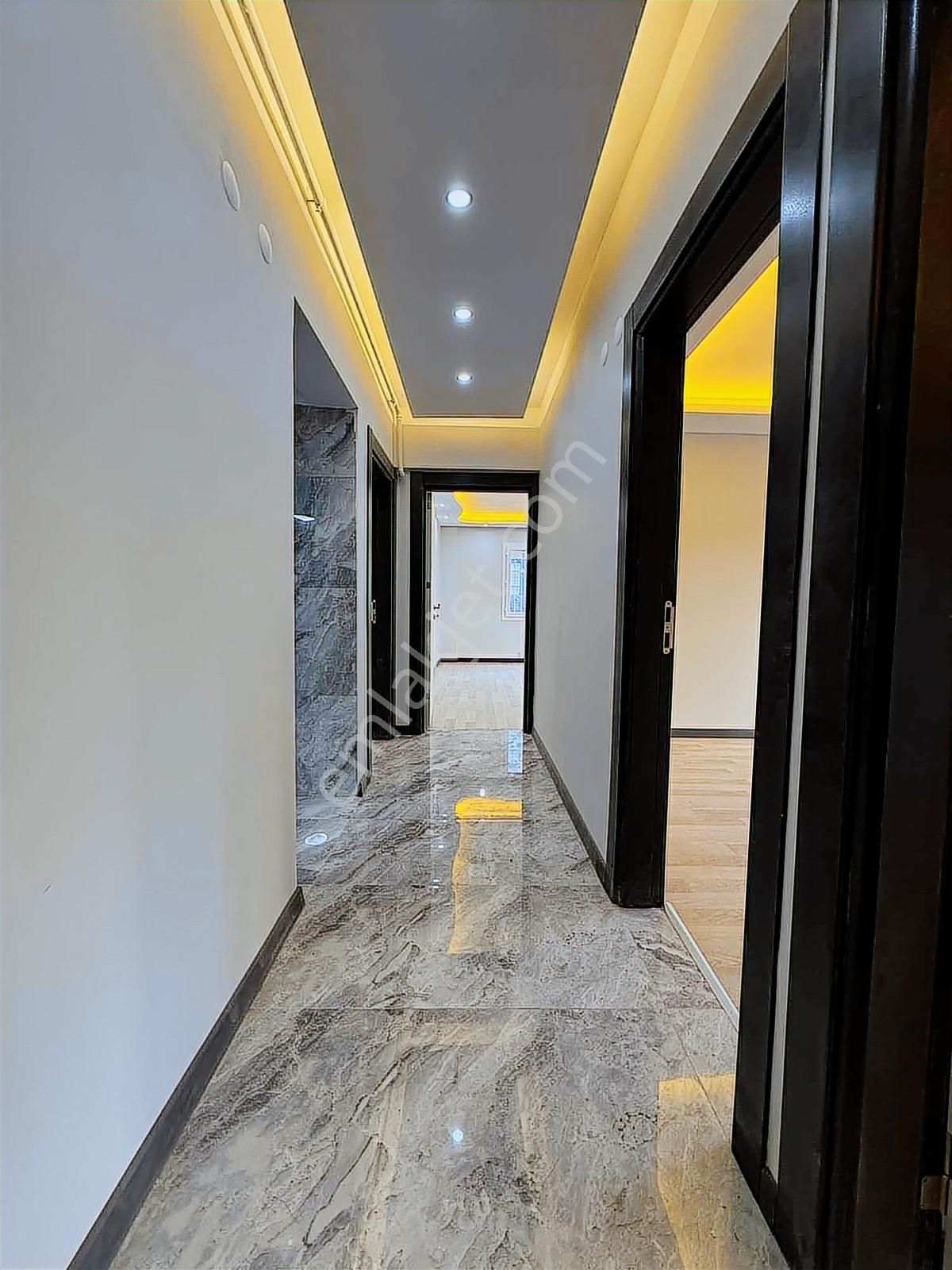 Buca Göksu Mah. 120 M2. Çift Balkonlu 2+1 D.gazlı Satılık Daire - Görsel 25