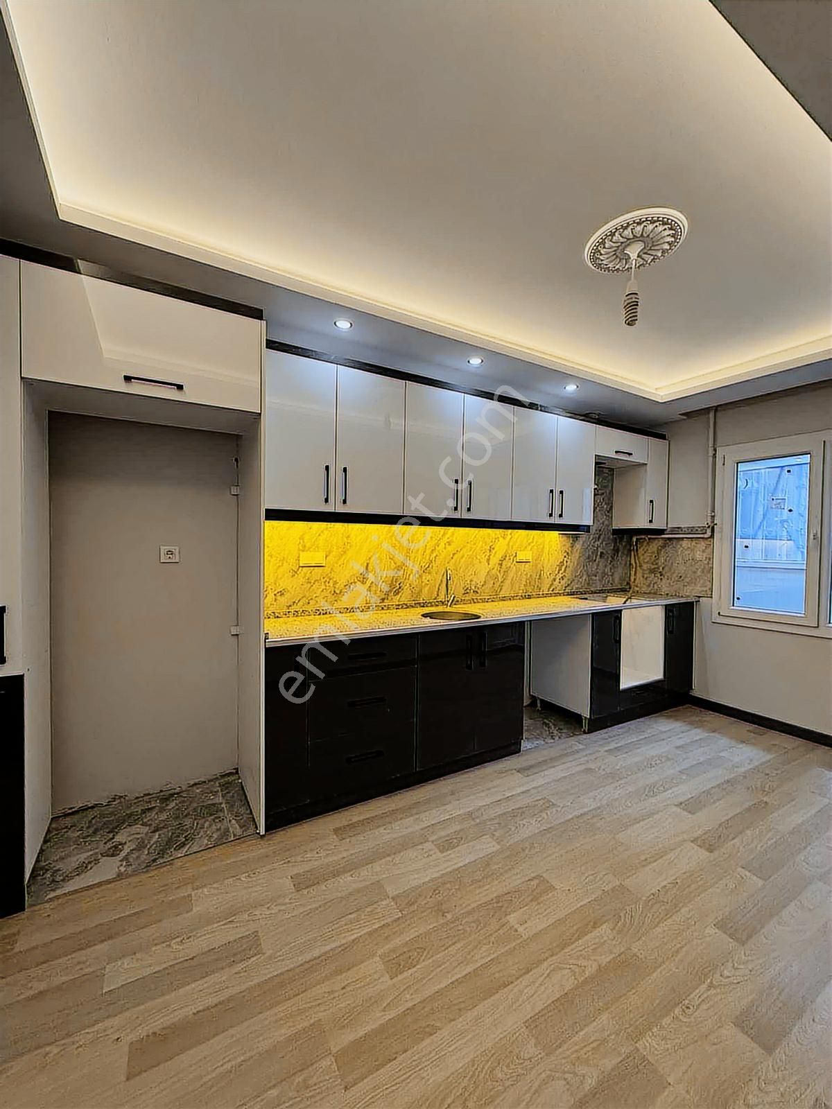 Buca Göksu Mah. 120 M2. Çift Balkonlu 2+1 D.gazlı Satılık Daire - Görsel 28