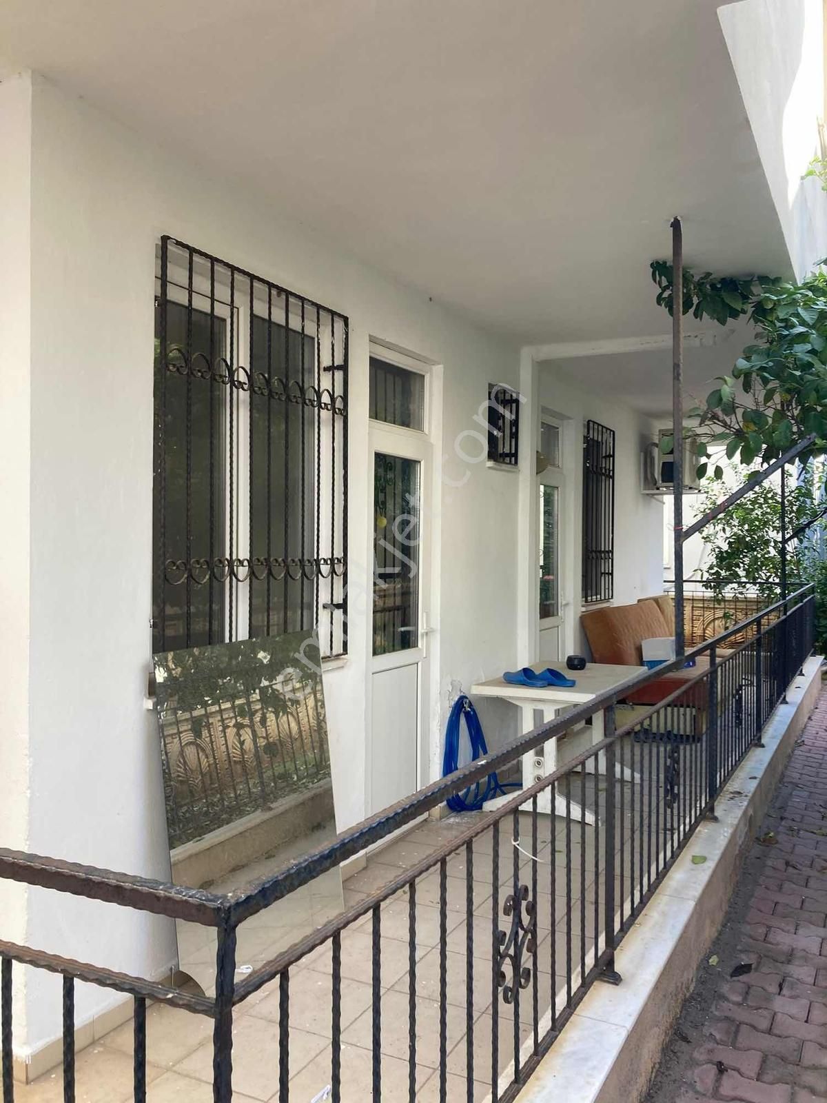 Erasta Yakını 1+1 Geniş Balkonlu Zemin - Görsel 5