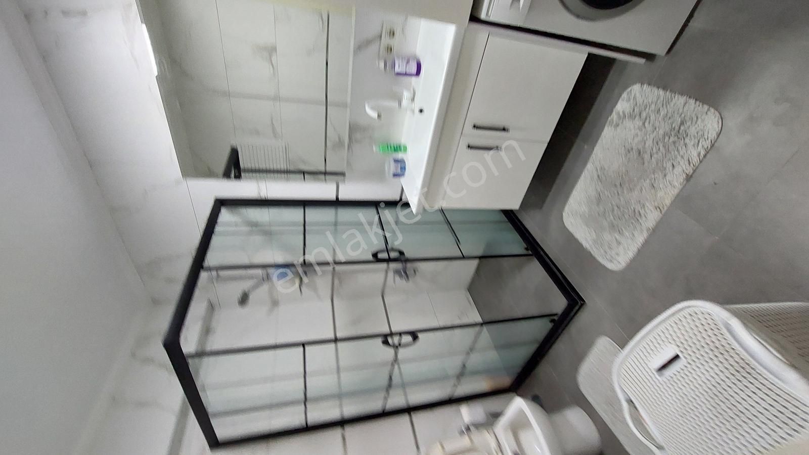 Üçyol Egepol Has.sokagı 3+1,165m,dogalgazlı,asansörlü,otoparklı - Görsel 11