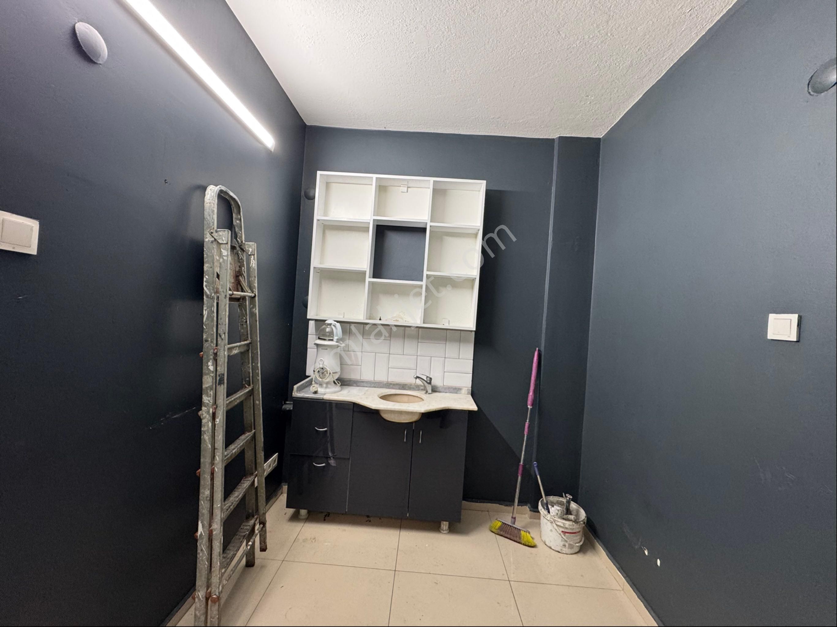 Buca Göksu Mah. Çift Cepeli Cadde Üzeri Batar Katlı150m2.satılık Dükkan - Görsel 8