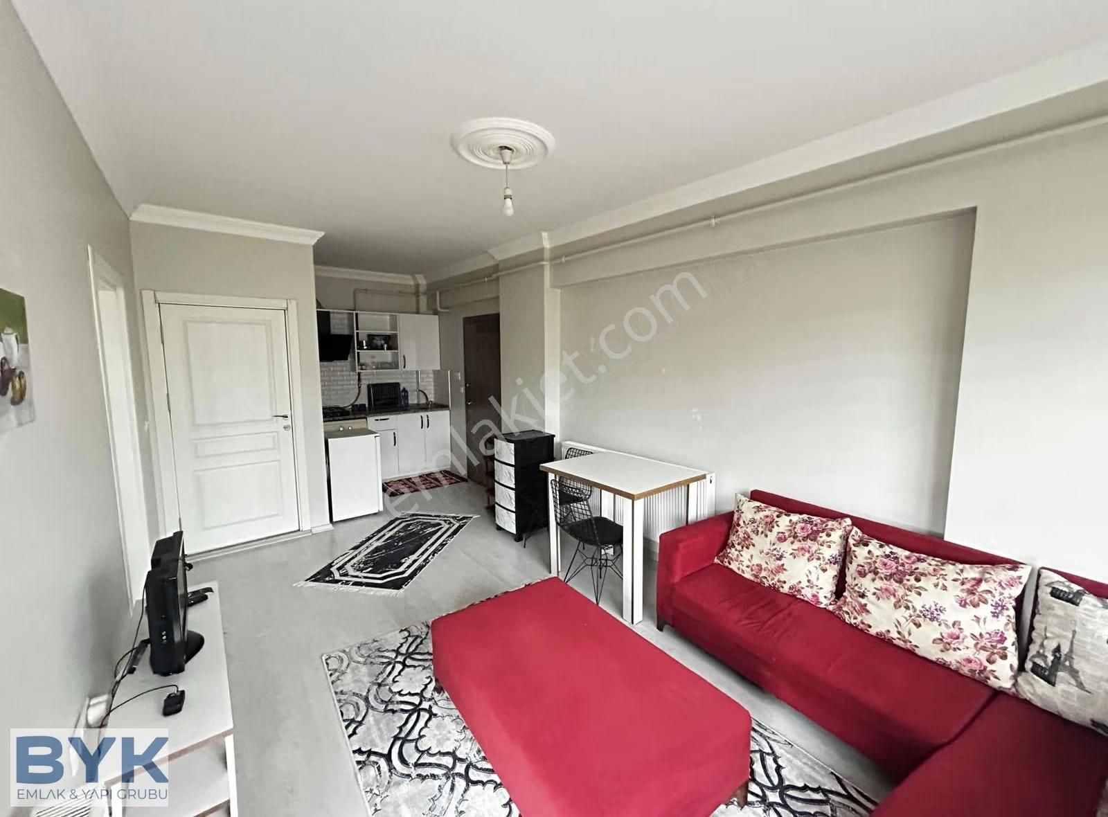 Byk' Dan! Eşyalı! Cadde Üzeri! Kiracısız! İskanlı! 1+1 Daire! - Görsel 7