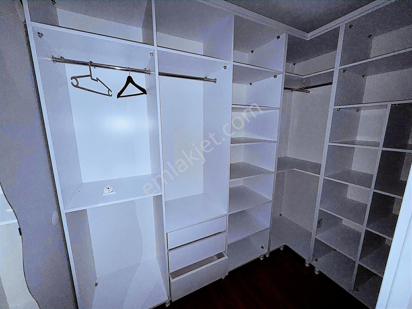 Akkoza Sitesinde Kiralık 6+2 Deniz Manzaralı Villa - Görsel 29