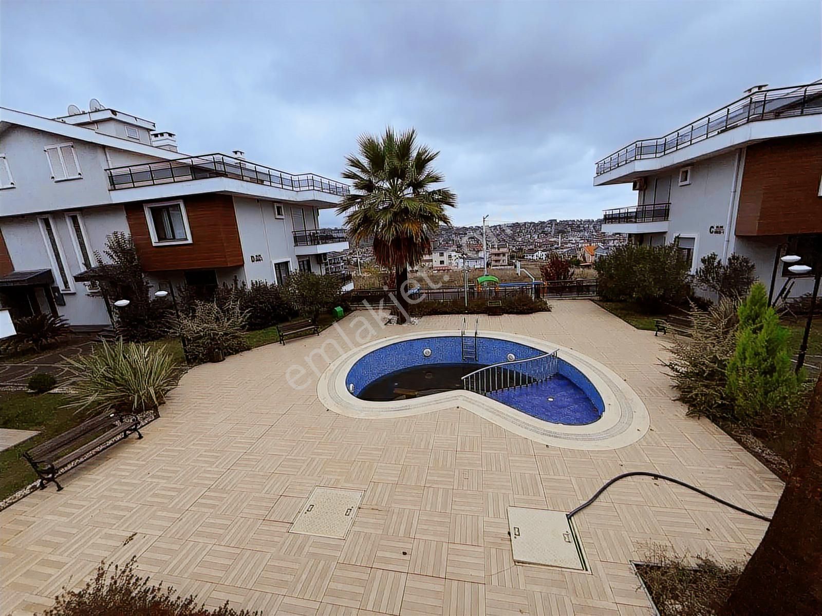 Akkoza Sitesinde Kiralık 6+2 Deniz Manzaralı Villa - Görsel 33