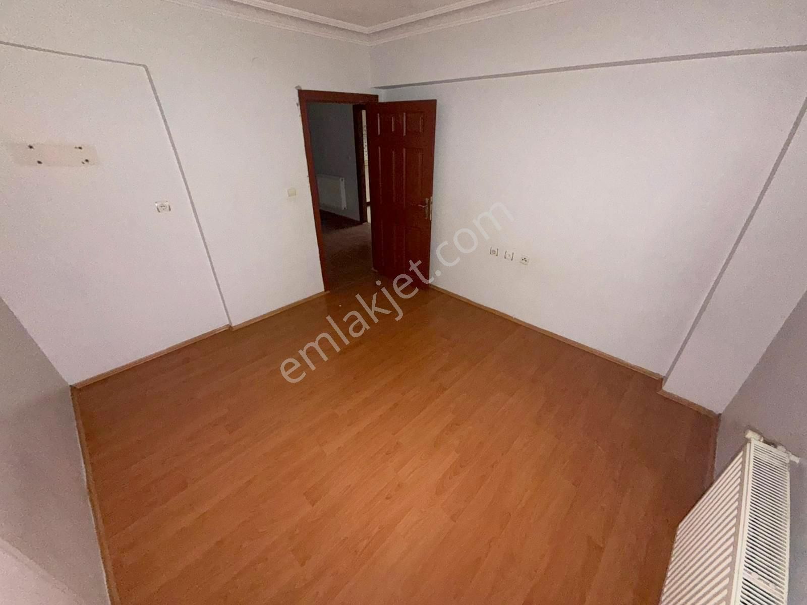 Emre Emlak'tan Piyade Mahallesinde Arakatta 3+1 Satılık Daire - Görsel 13