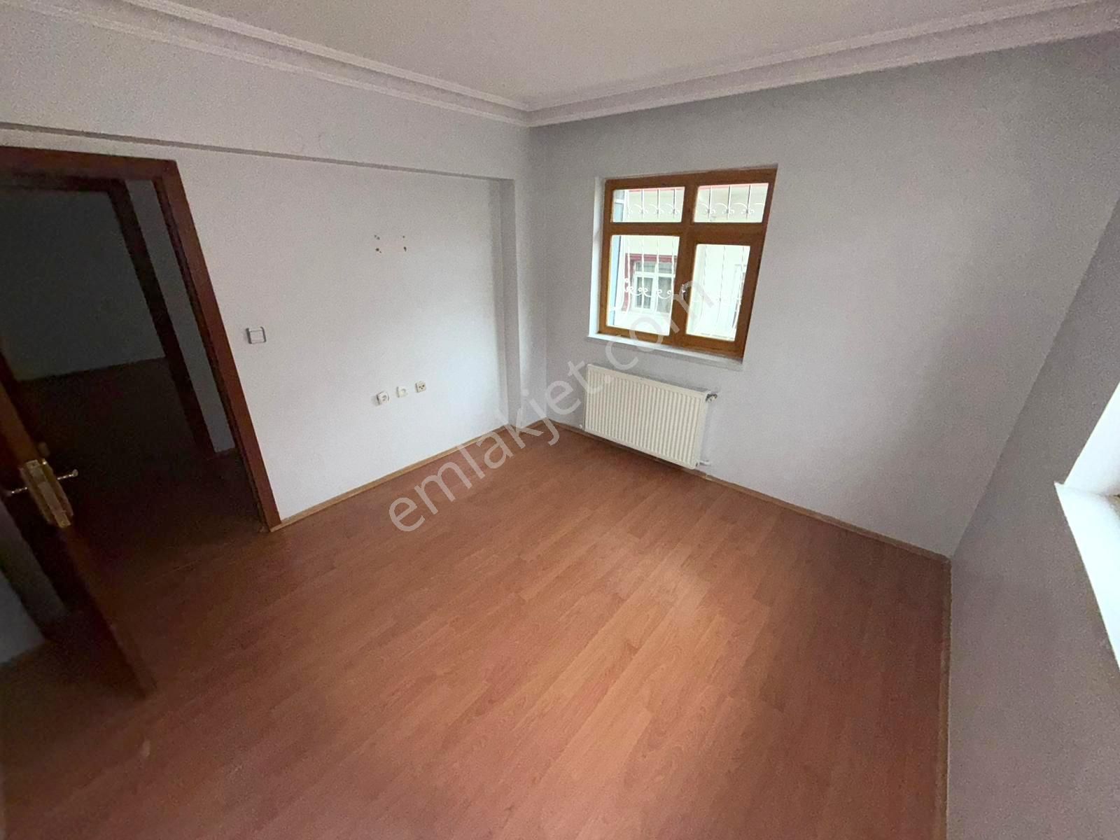 Emre Emlak'tan Piyade Mahallesinde Arakatta 3+1 Satılık Daire - Görsel 12