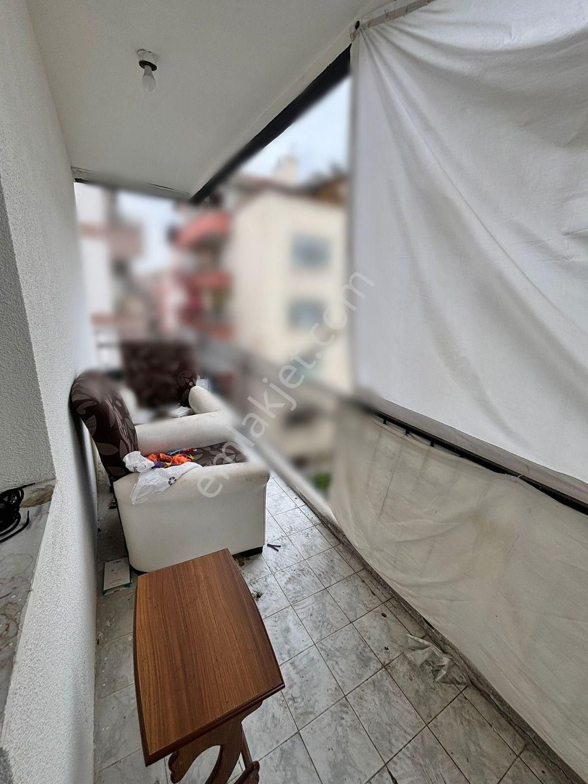 Mareşal Çakmak Mahallesinde 3+1 Salona 1 Oda Bağımlı Satılık Daire - Görsel 34