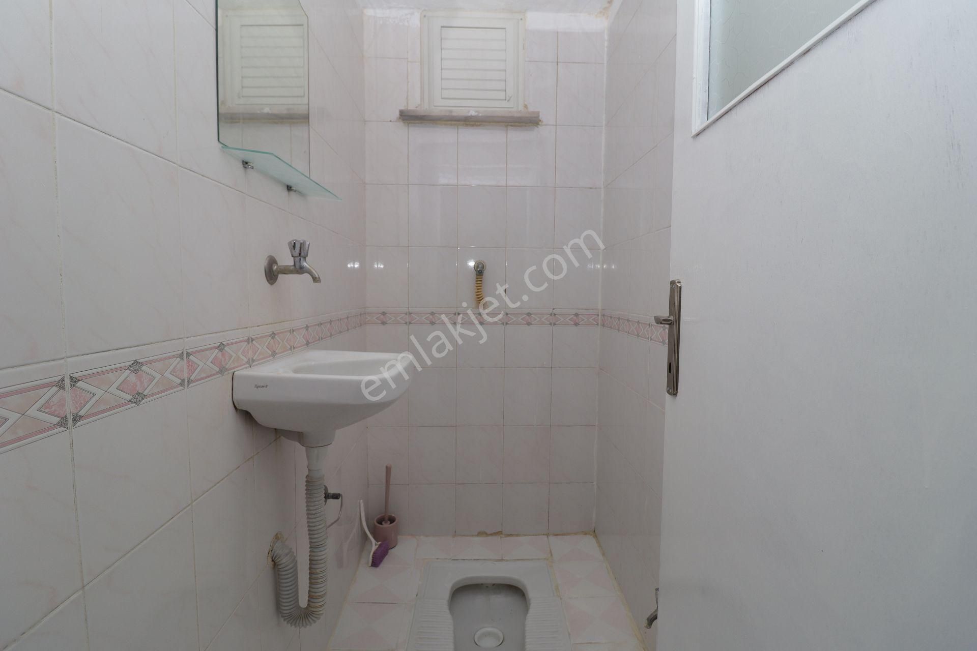 Akif'ten Site İçi Ara Kat Ahi Mesut Bulvarında 3+1 Kiralık Dair - Görsel 25