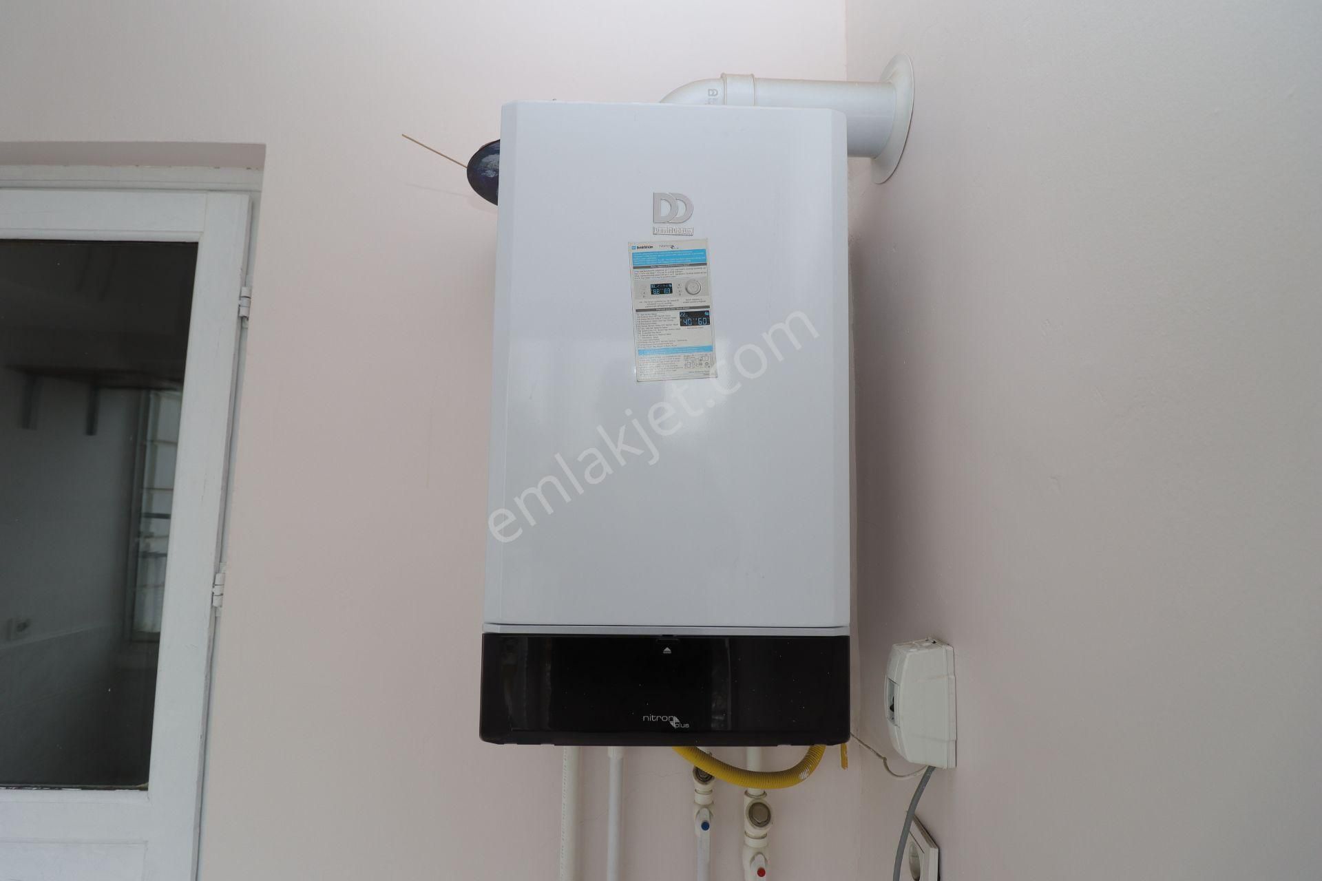 Akif'ten Site İçi Ara Kat Ahi Mesut Bulvarında 3+1 Kiralık Dair - Görsel 9