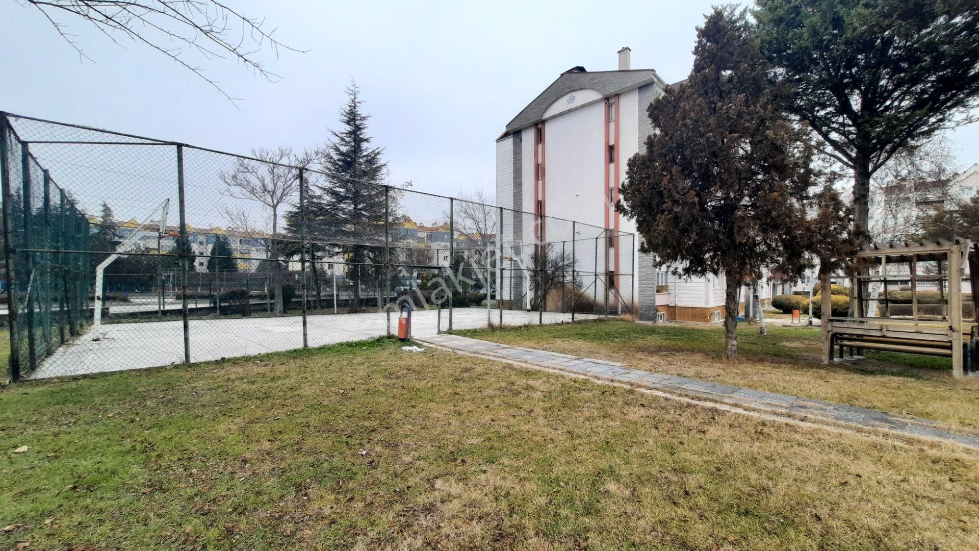 Akif'ten Site İçi Ara Kat Ahi Mesut Bulvarında 3+1 Kiralık Dair - Görsel 29