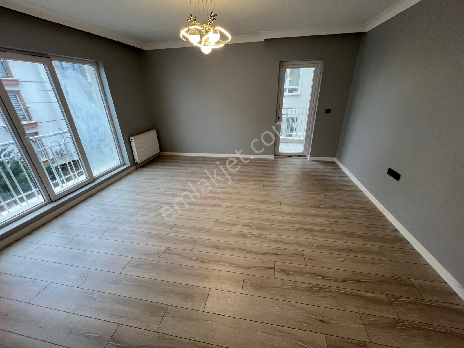 Kuşcağız Mahallesi'nde Full+full Yapılı 3+1 Daire!